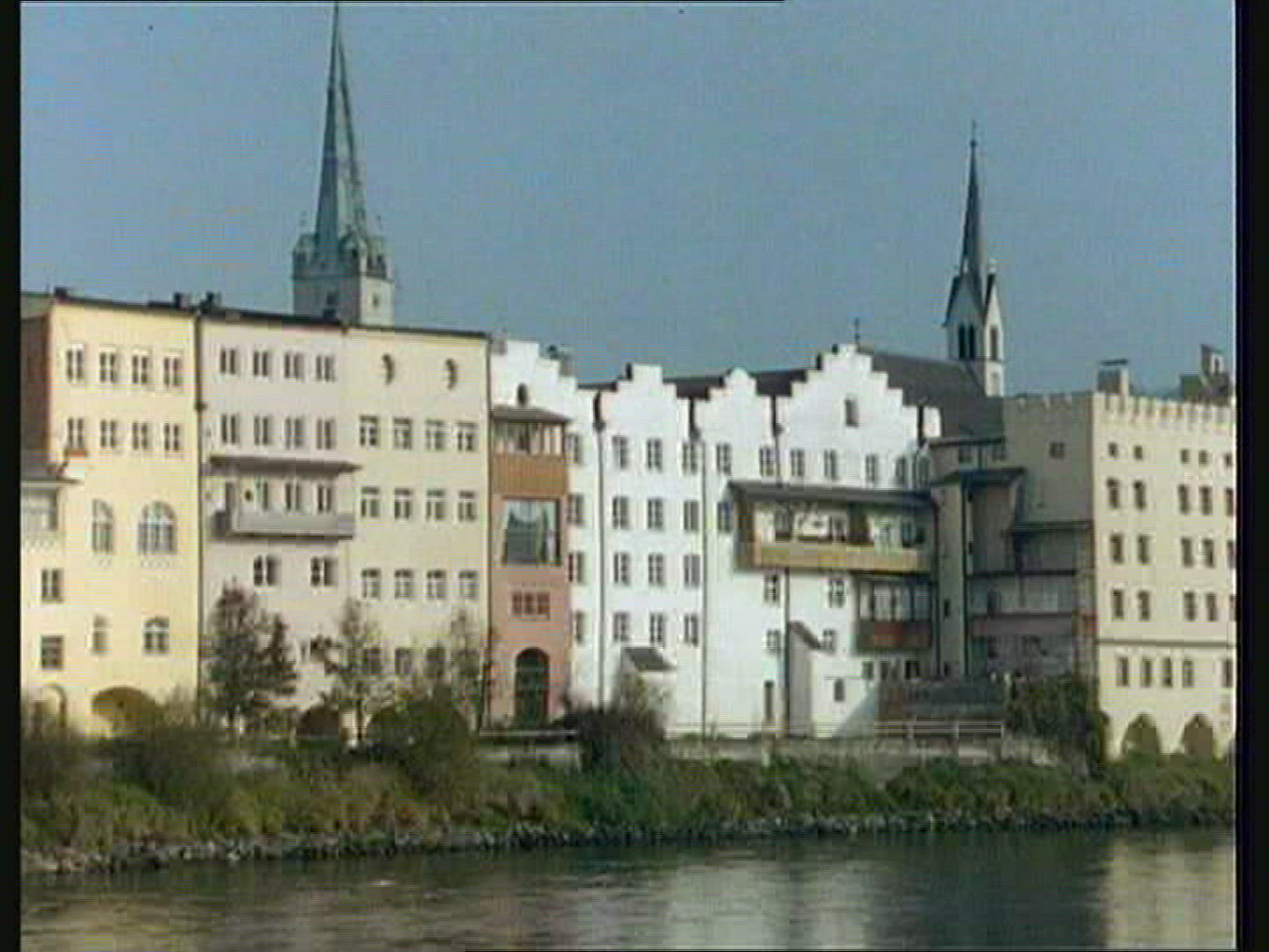 801867489 / Inn / River / City / Mid Europe