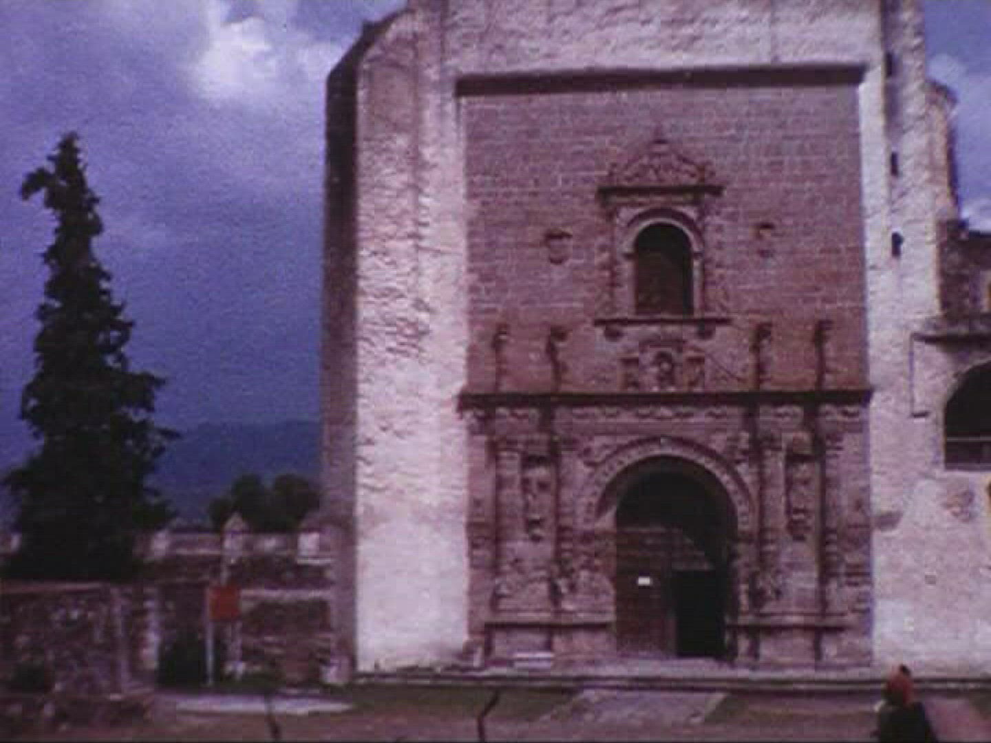 777239455 / Church / 1966 / Mexico