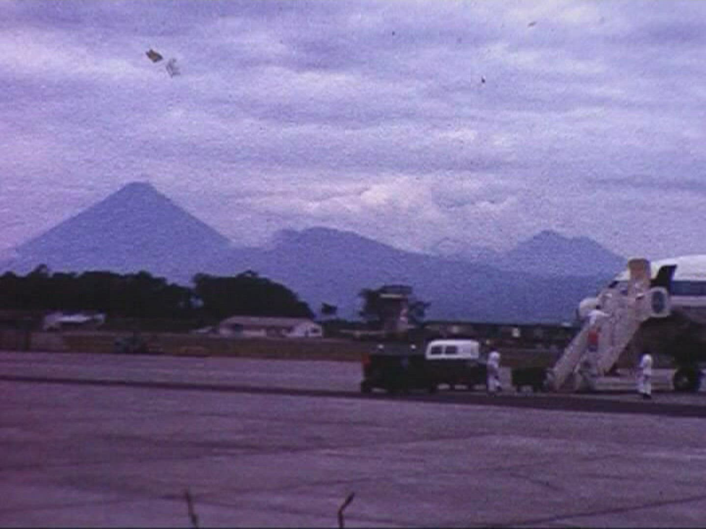 101036957 / Airport / 1966 / Central America