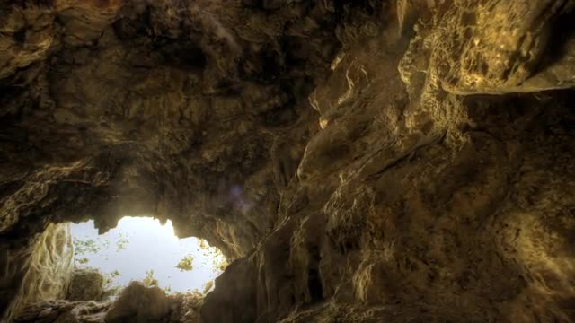 Cabo Cave