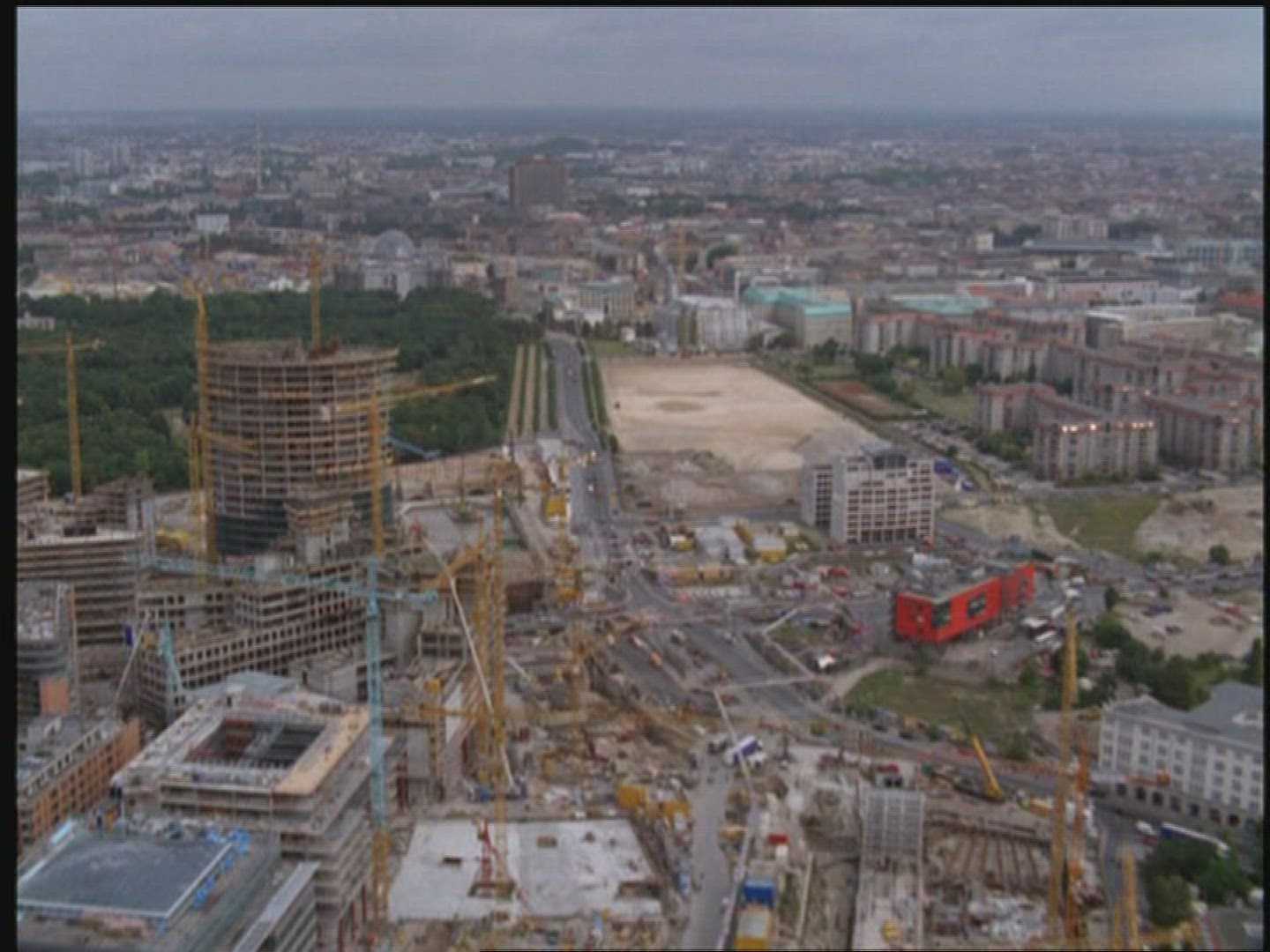 652438279 / City View / Berlin / Germany / Aerial