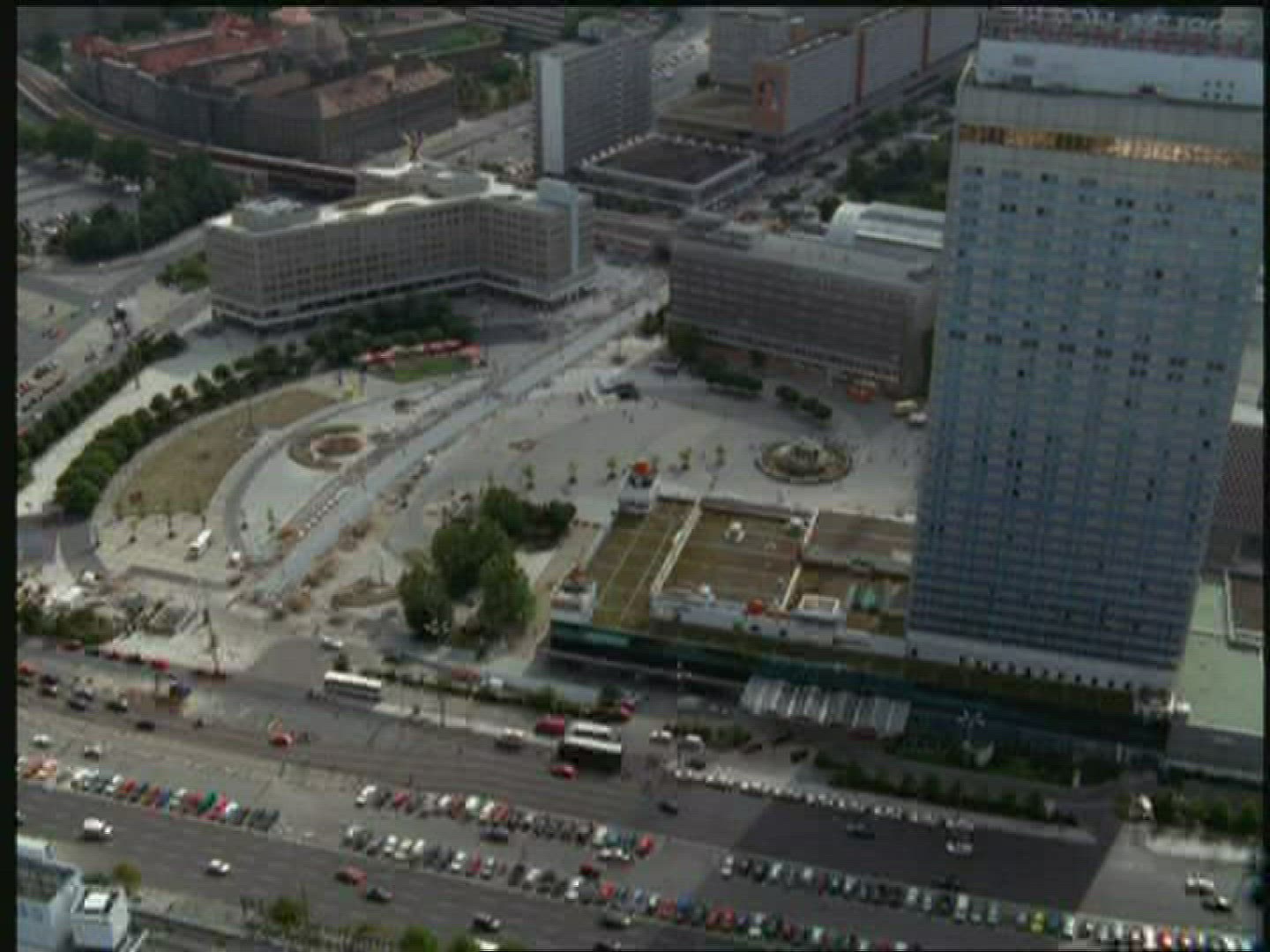 571985742 / City View / Berlin / Germany / Aerial