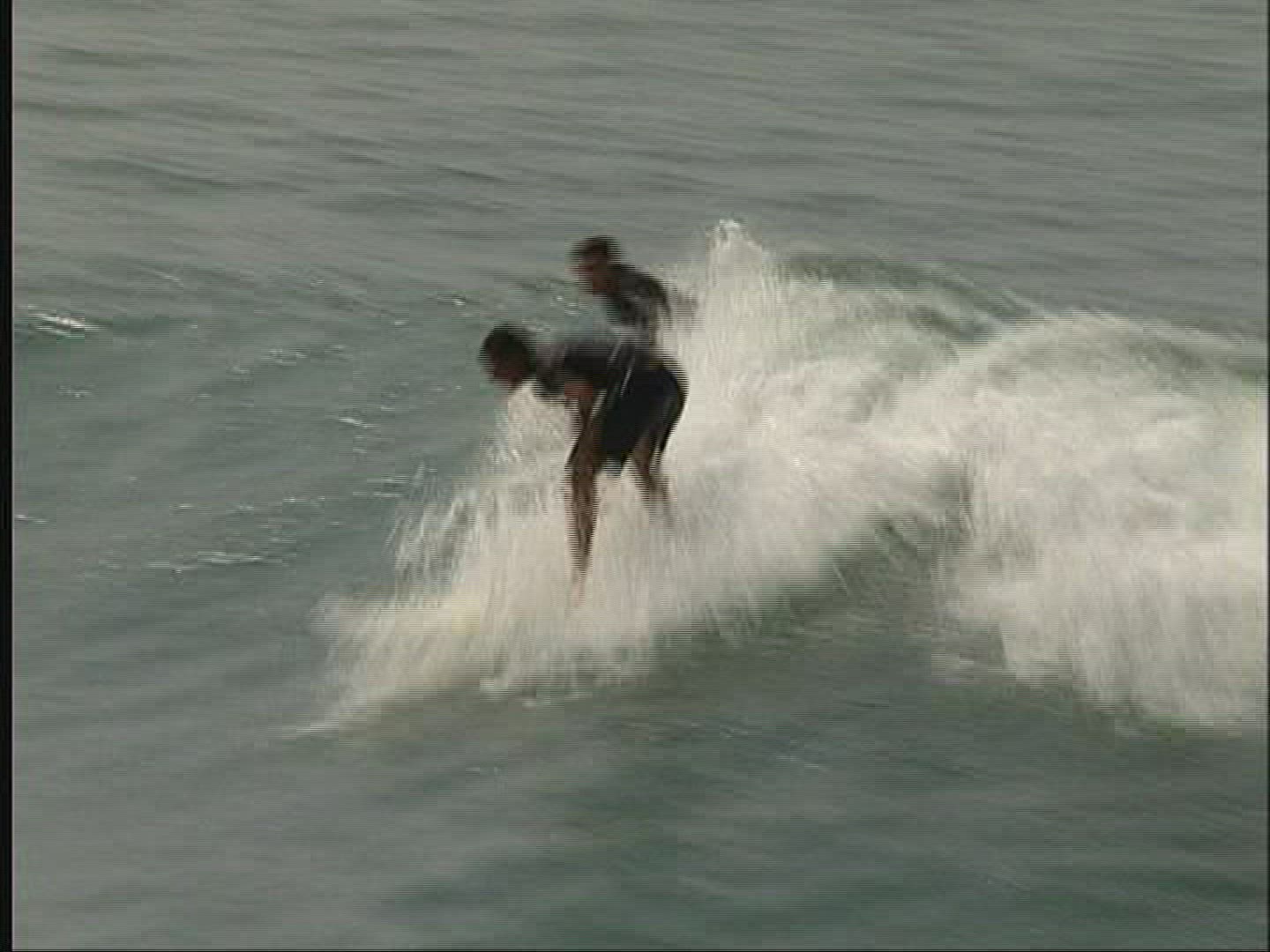 127304959 / Surfing / Wave Riding