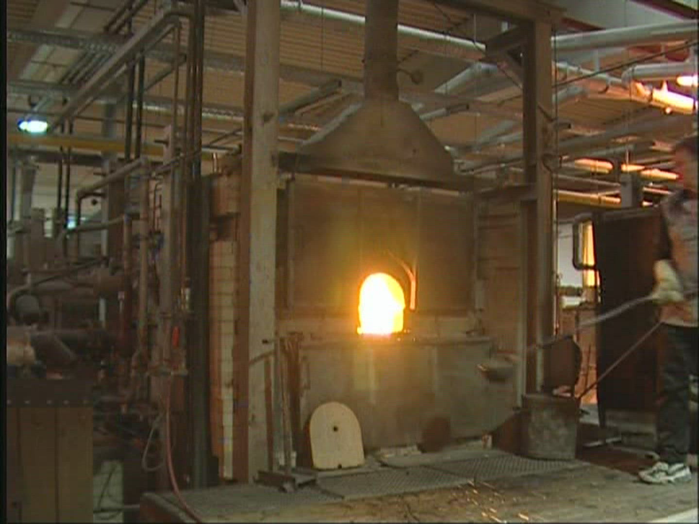653369340 / Glassworks / Mid Europe