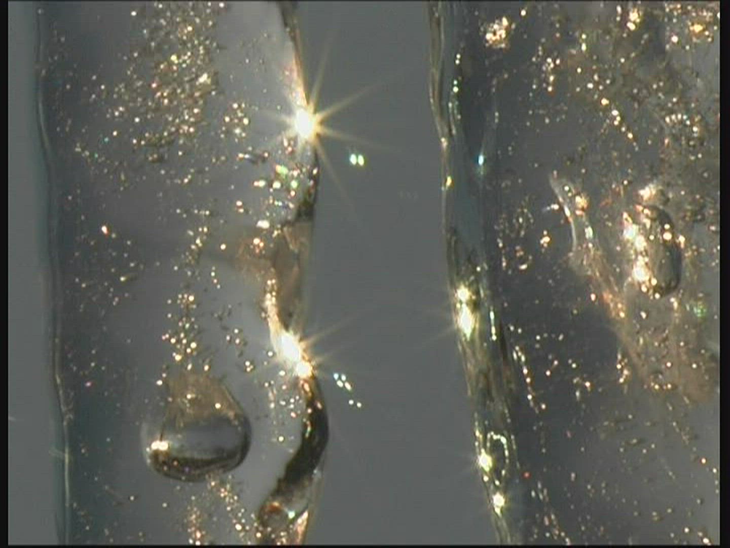 146377791 / Water / Ice
