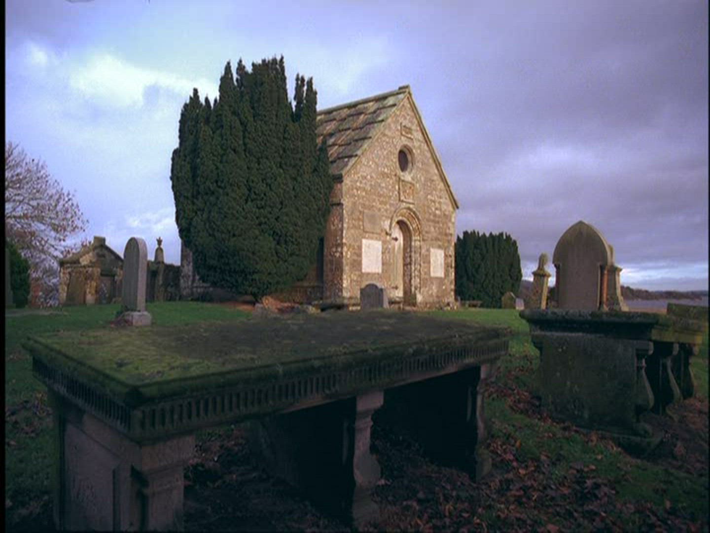 815613588 / Stone Cottage / Cemetery / Scotland