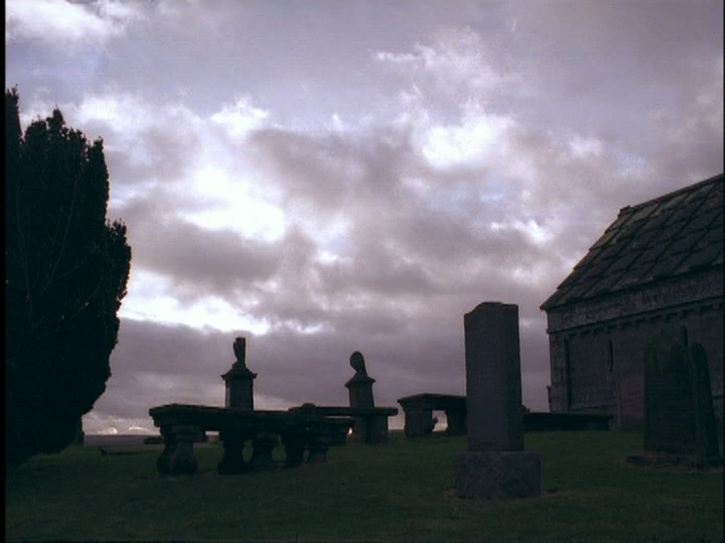 891432328 / Stone Cottage / Cemetery / Scotland