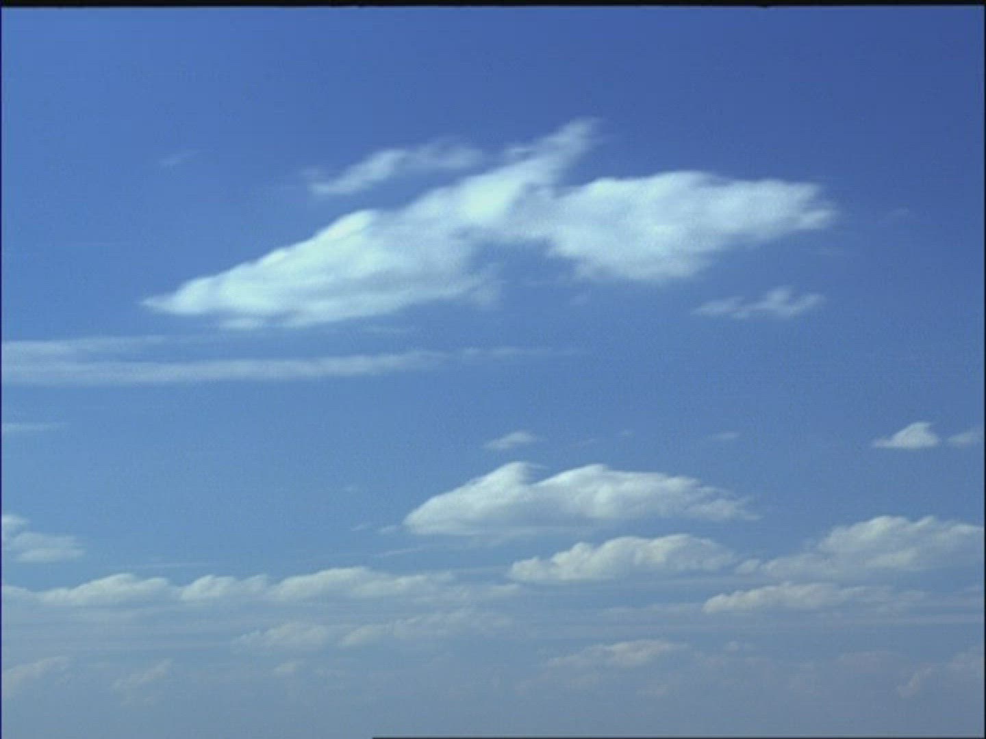 487085762 / Cloud / Sky