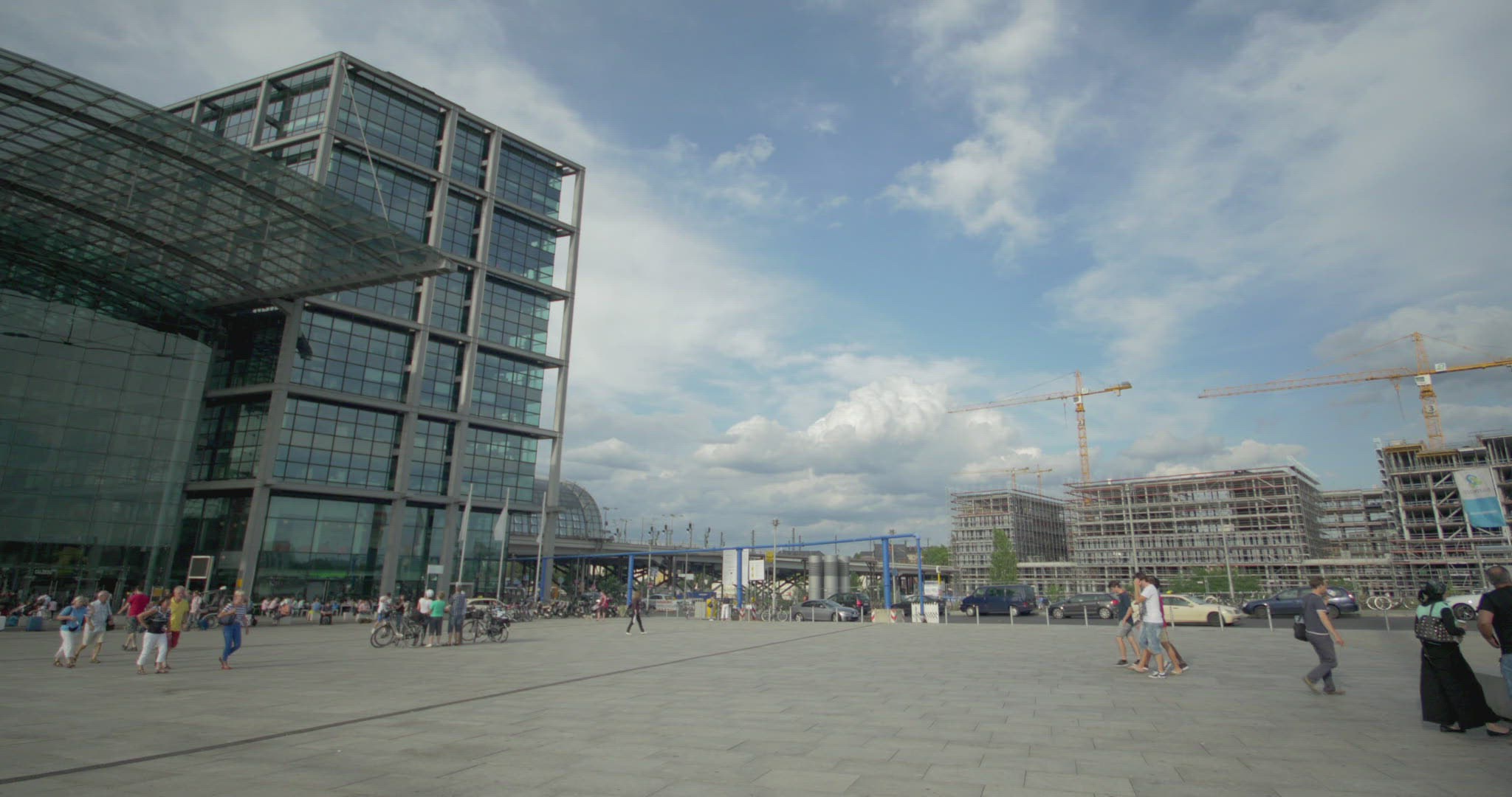 998495516 / Berlin Hauptbahnhof / Germany