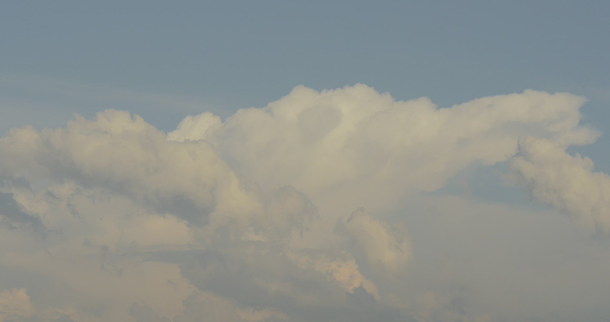 620883871 / Cumulus Congestus / Cumulus Humilis / Cumulus Cloud