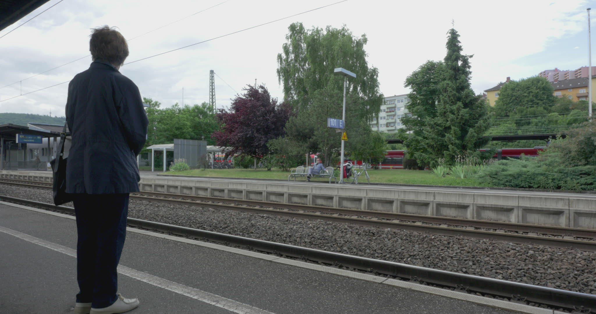 750250760 / Railway Station / Cologne / Germany