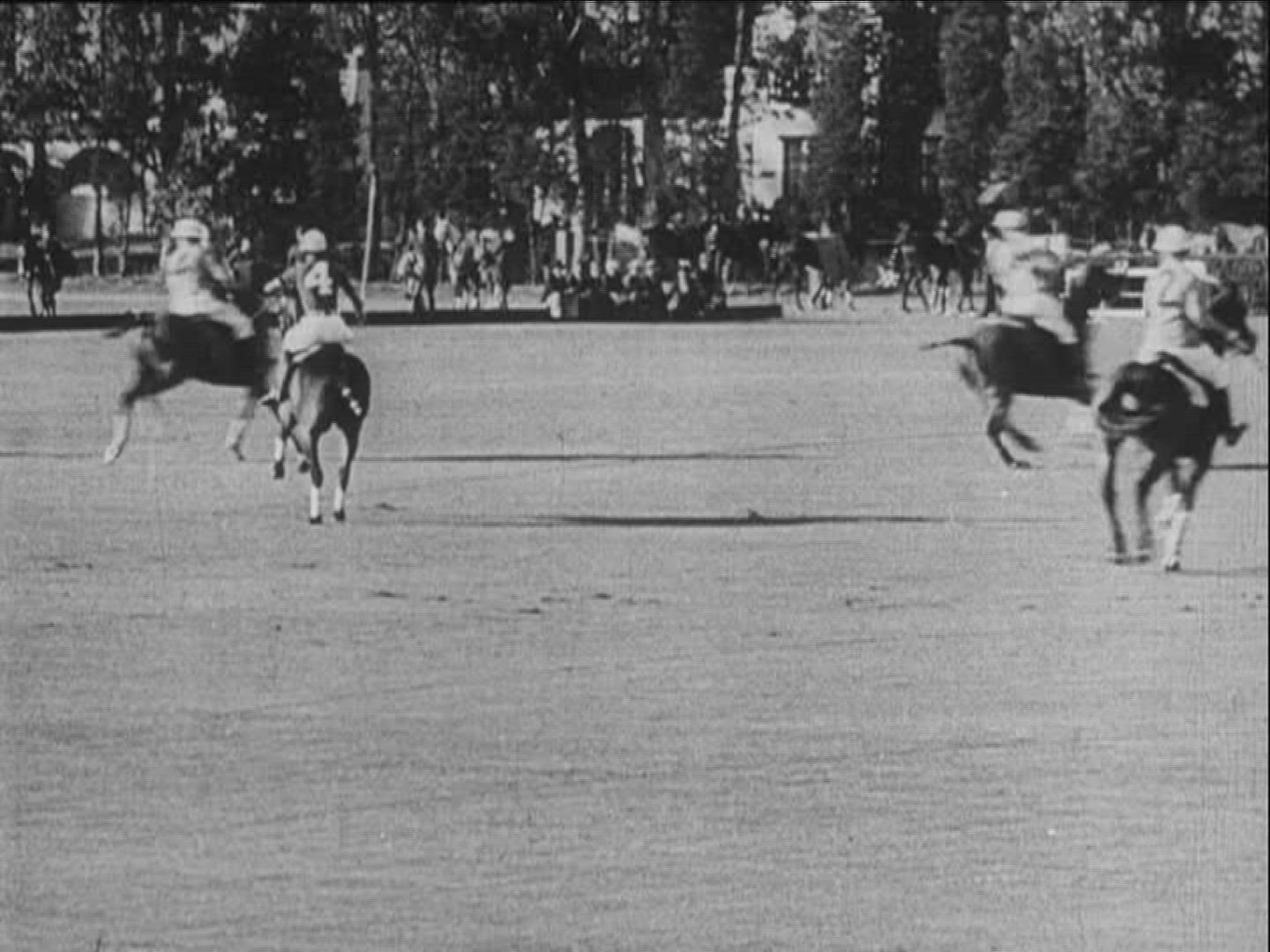 975392653 / Horse Racing / Equestrianism