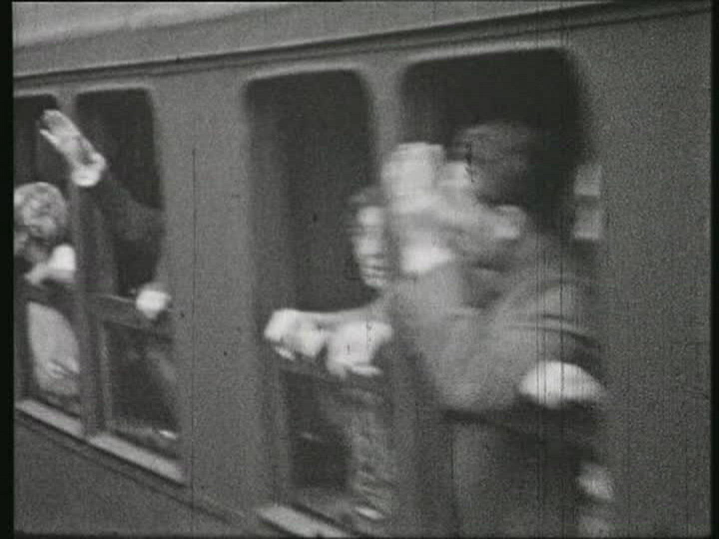 337417058 / Army / Civilian / Rail / Romania / 1942