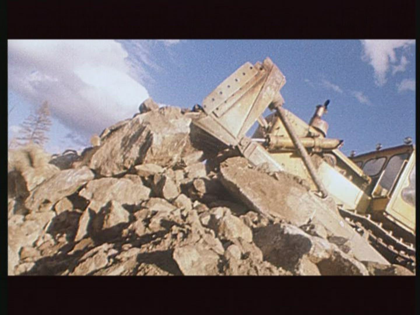 576051794 / Baikal Amur Mainline / Building Site / USSR / 1984