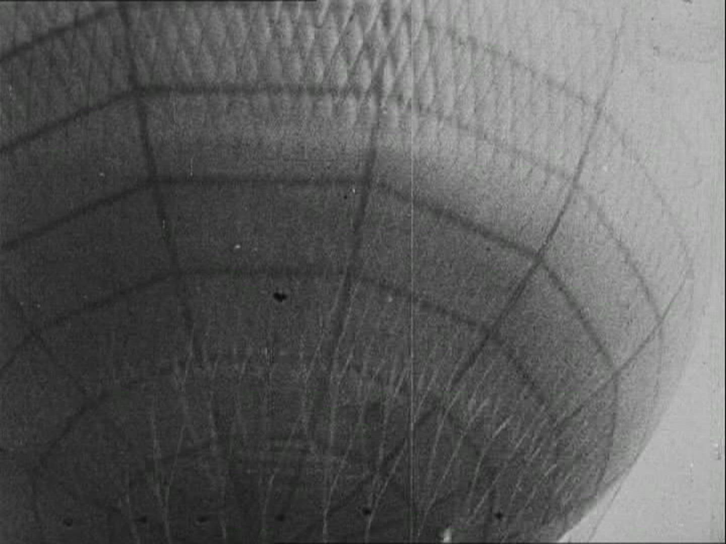 453265845 / Hot Air Balloon / Race / 1920-1929 / Europe