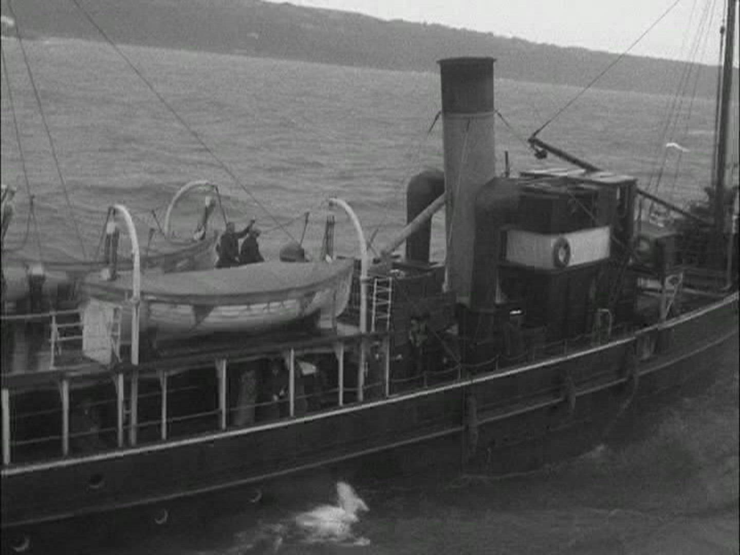 297582611 / Ship Journey / Tenerife / 1929