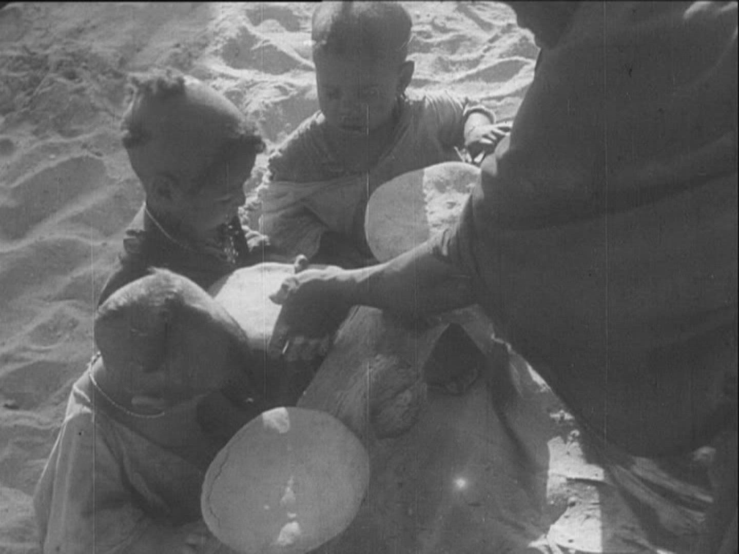 198377671 / Housekeeping / Nomad / Morocco