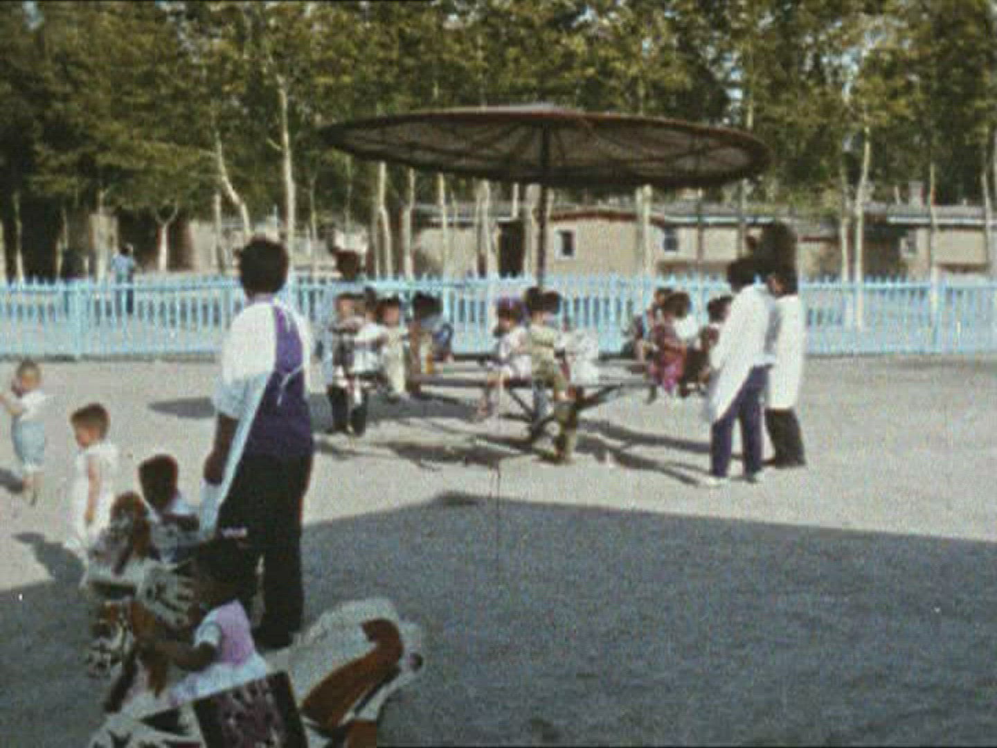 369609256 / Toddler / Kindergarten / China / 1970