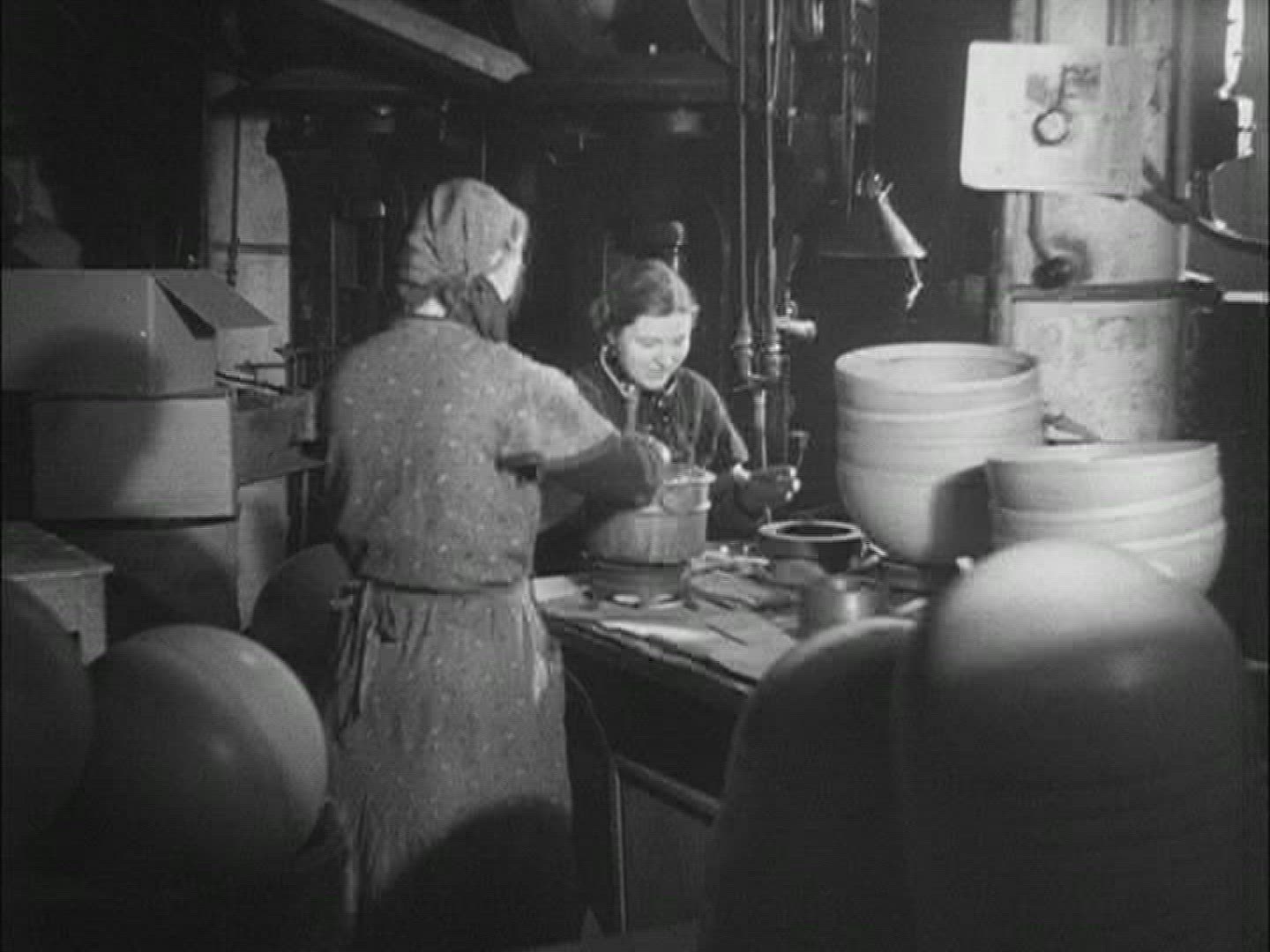 252470852 / Manufacturing / Globe / 1930-1939