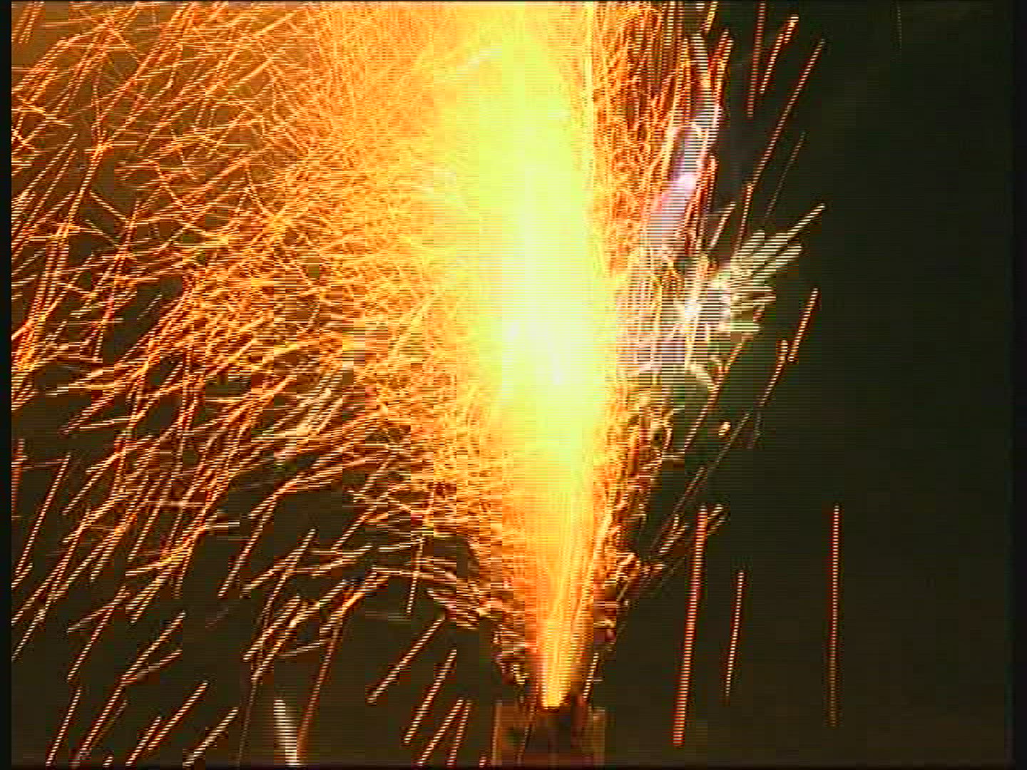573004987 / Fireworks / Pyrotechnics