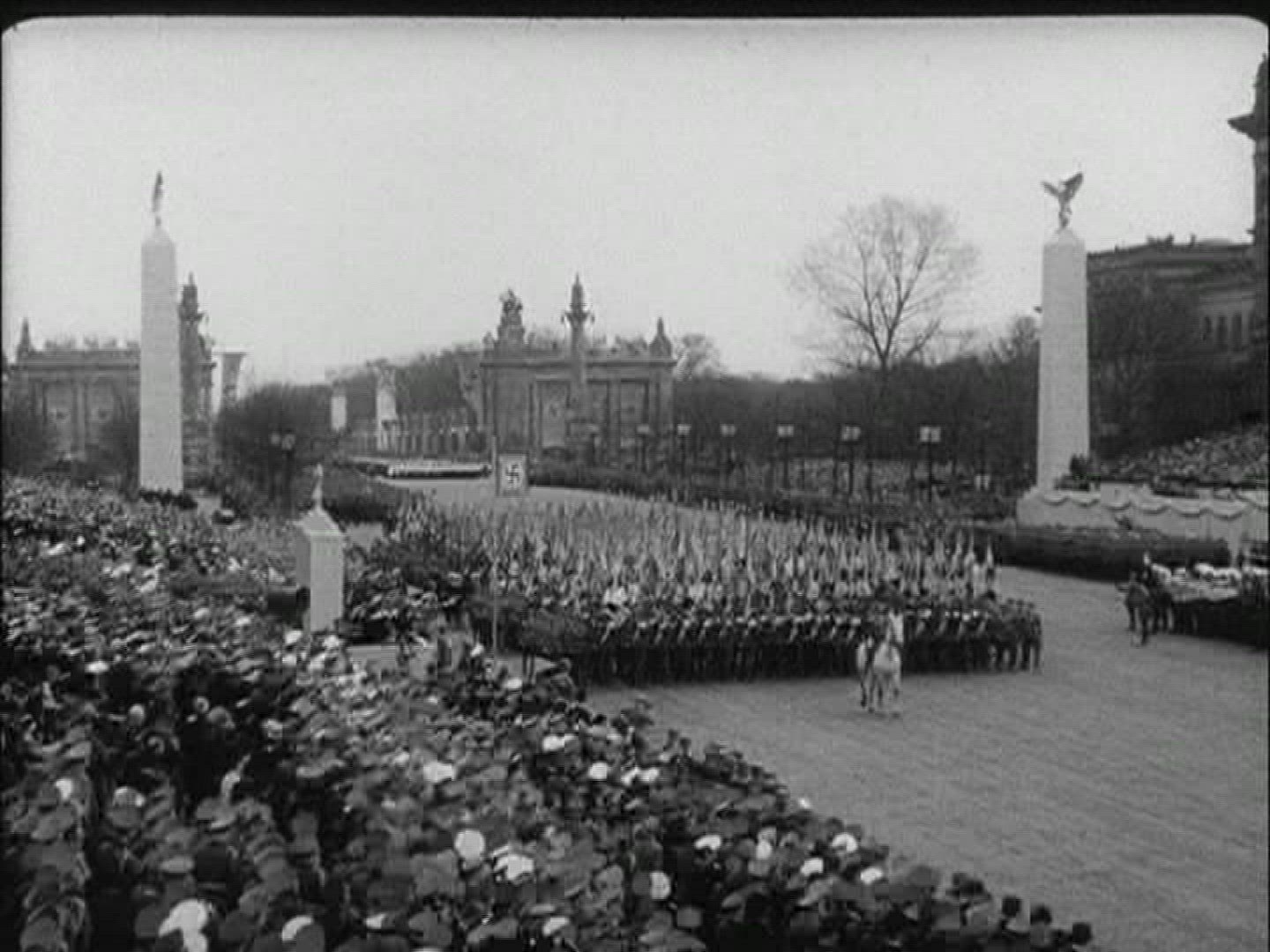 368462130 / League of German Girls / Germany / 1940-1949