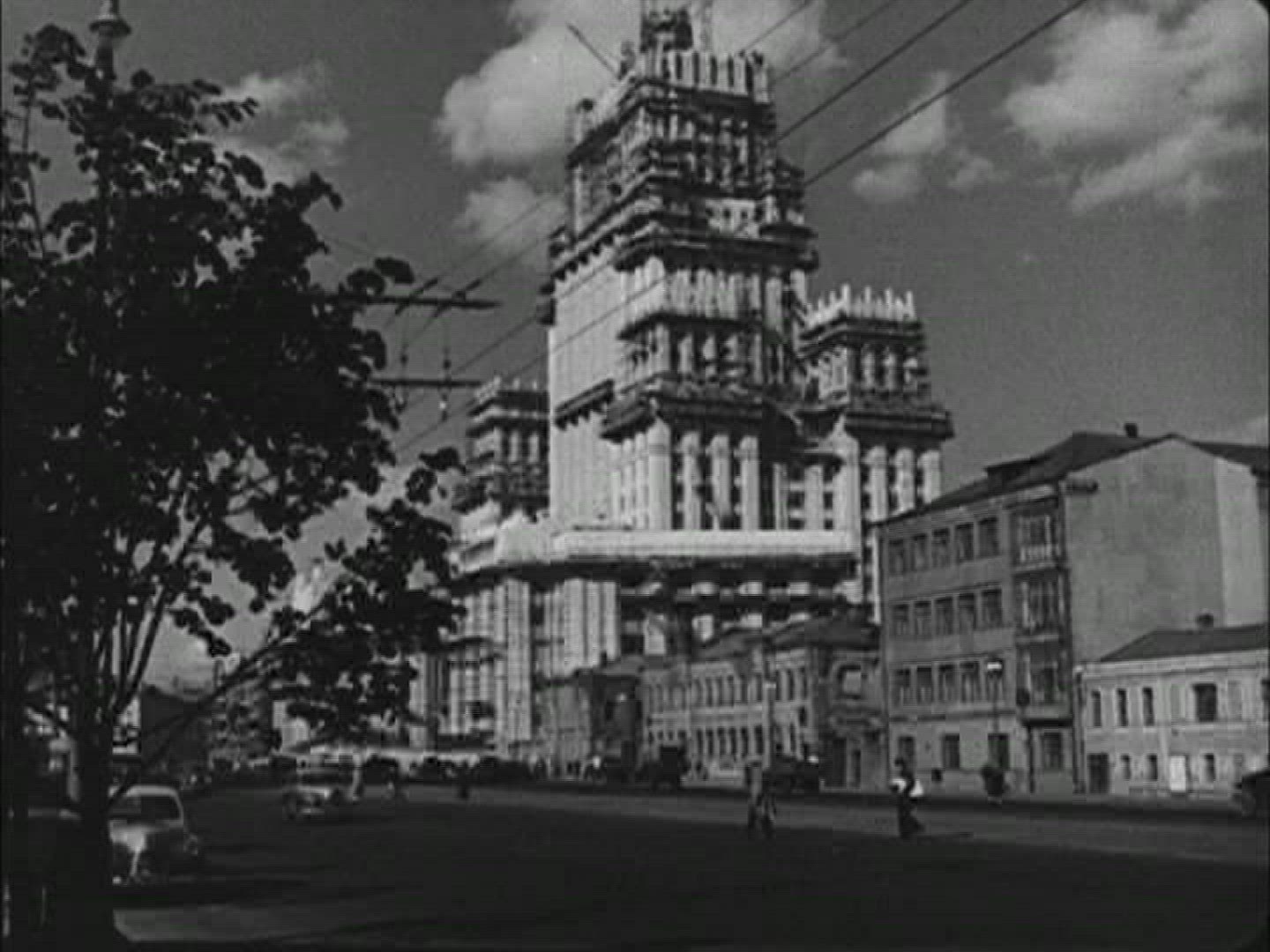 726508376 / Seven Sisters / USSR / 1950-1959