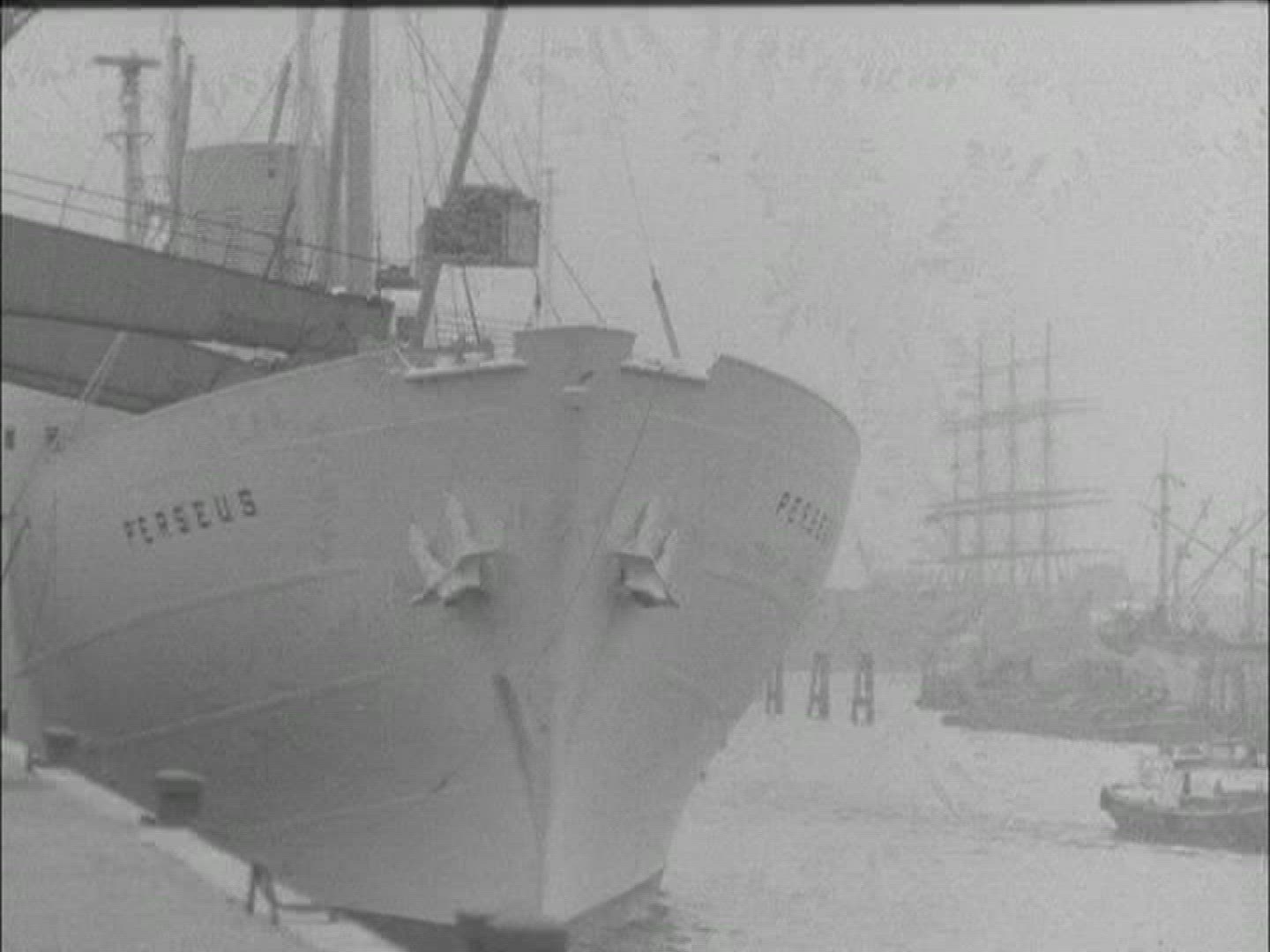 539336346 / Ship / Harbor / 1950-1959