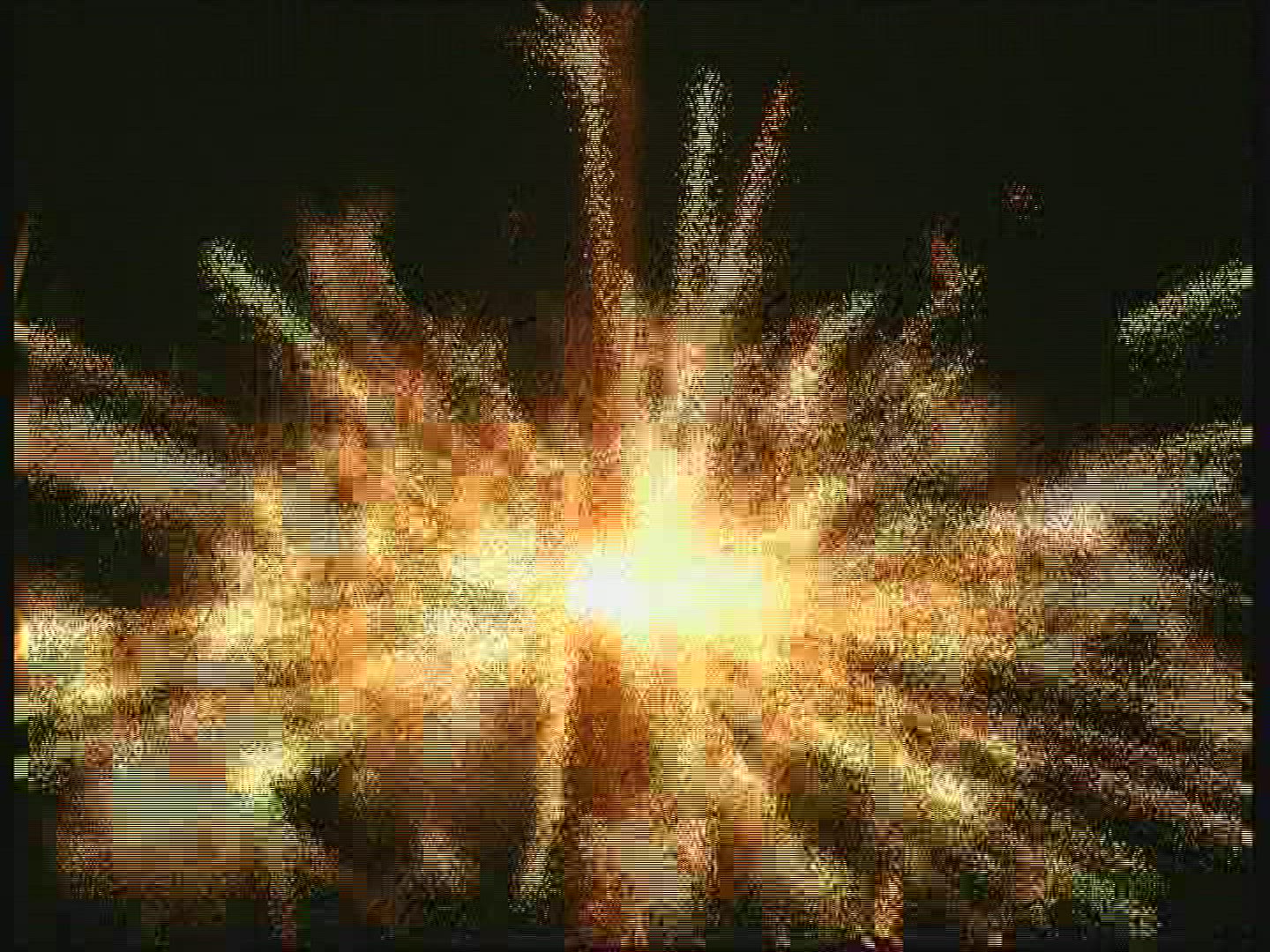627115159 / Spark / Sparkler / Night