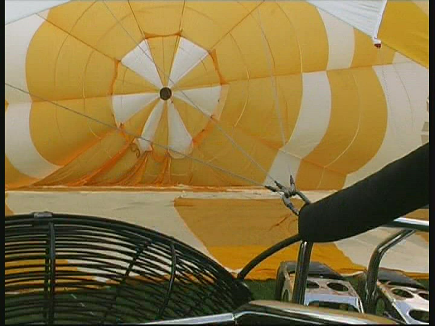 804133792 / Hot Air Balloon / Hessen / Germany