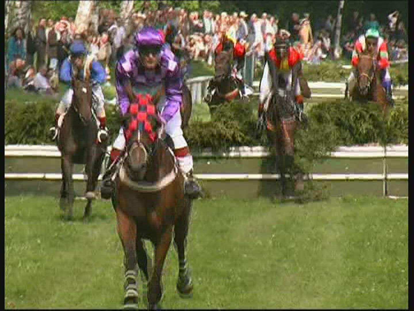 760866812 / Galopp Horse Racing / Hessen / Germany