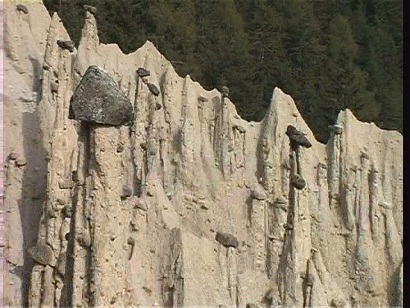 508850003 / Rock Formation / Hoodoo / Italy