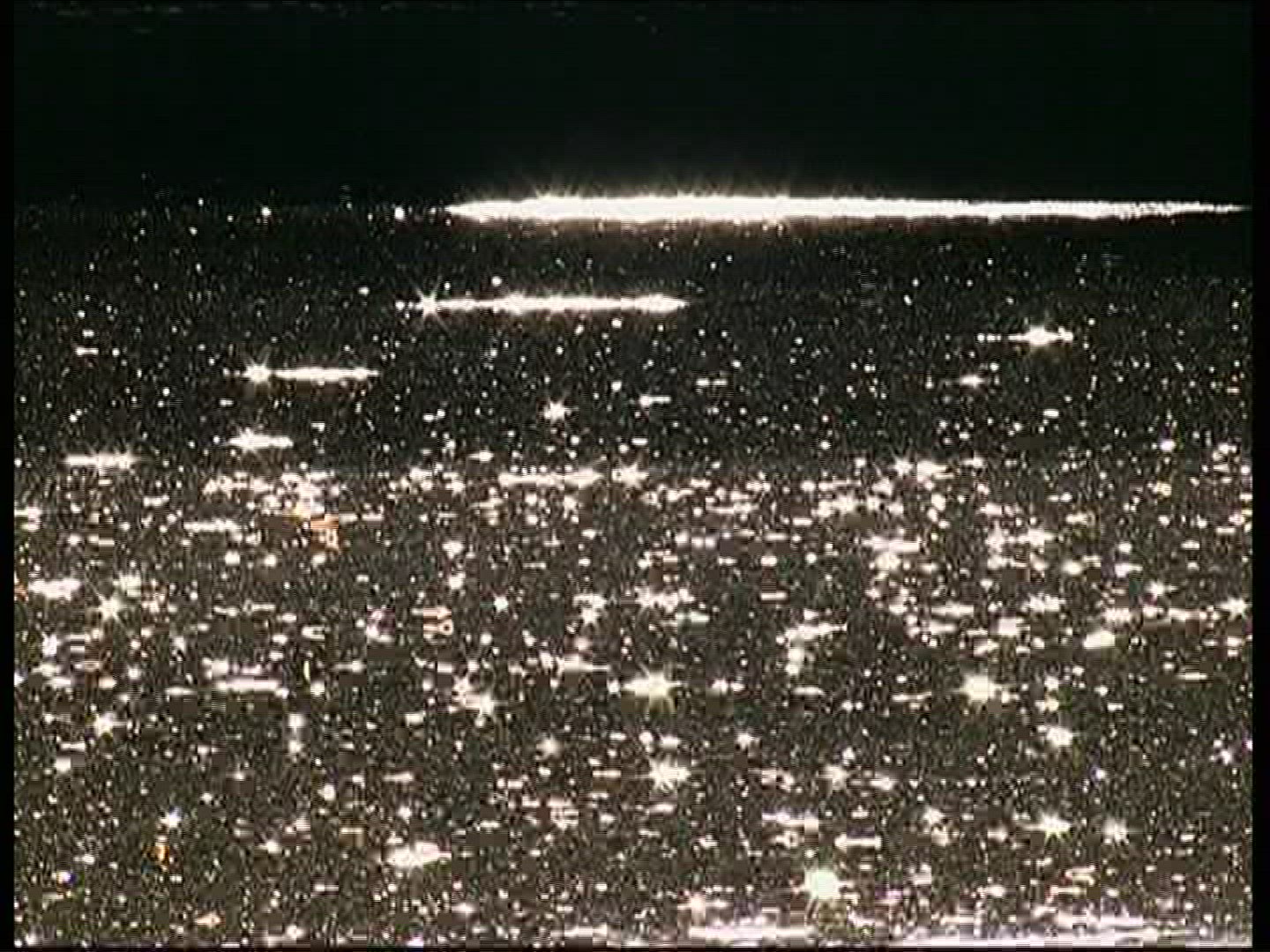 983143037 / Lake / Water Surface / Twinkling / Germany
