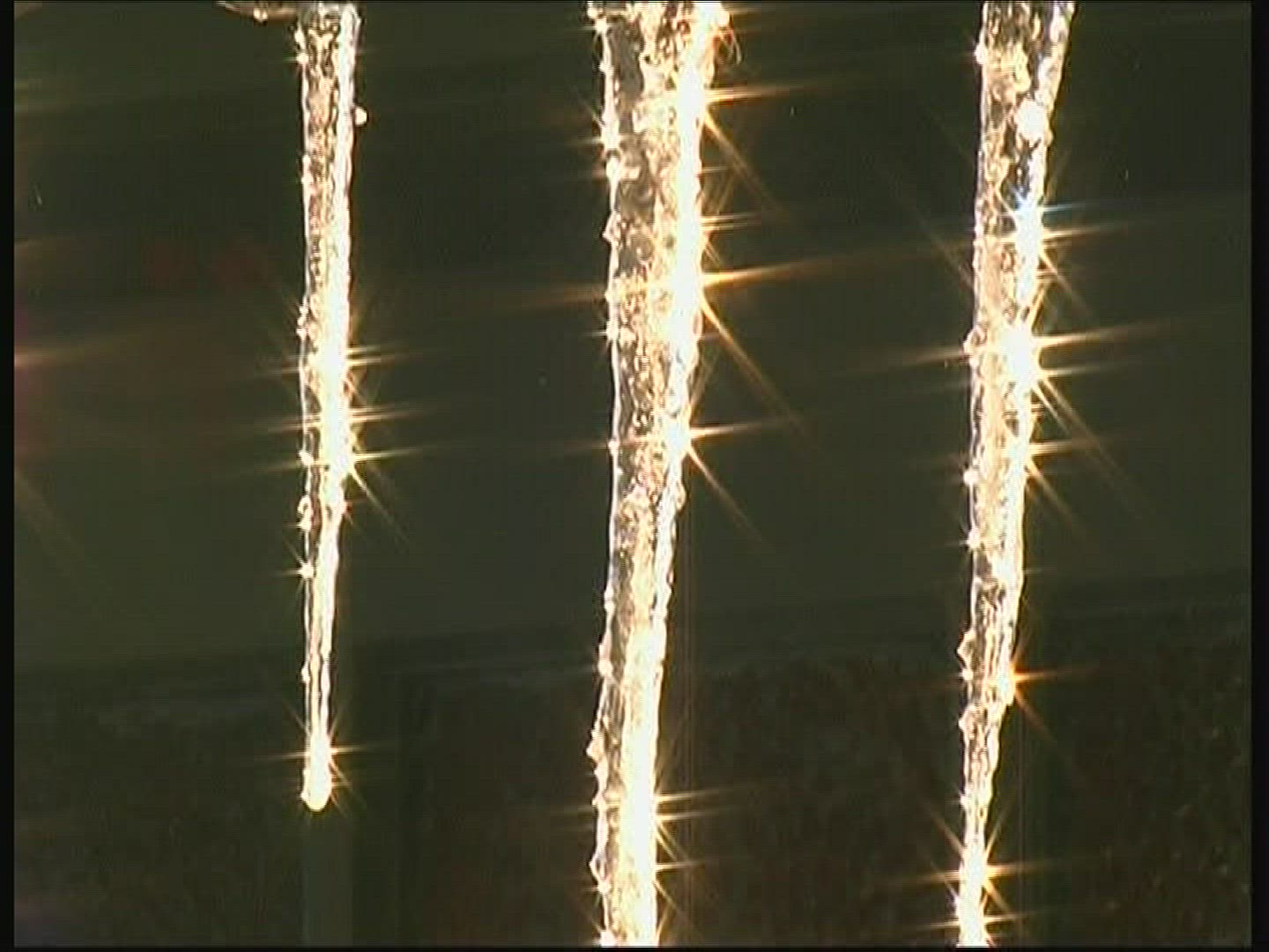 637924707 / Icicle / Twinkling / Germany