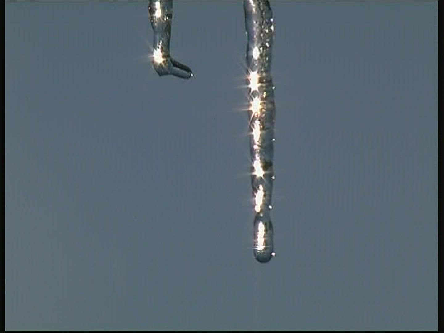 713448310 / Icicle / Twinkling / Germany