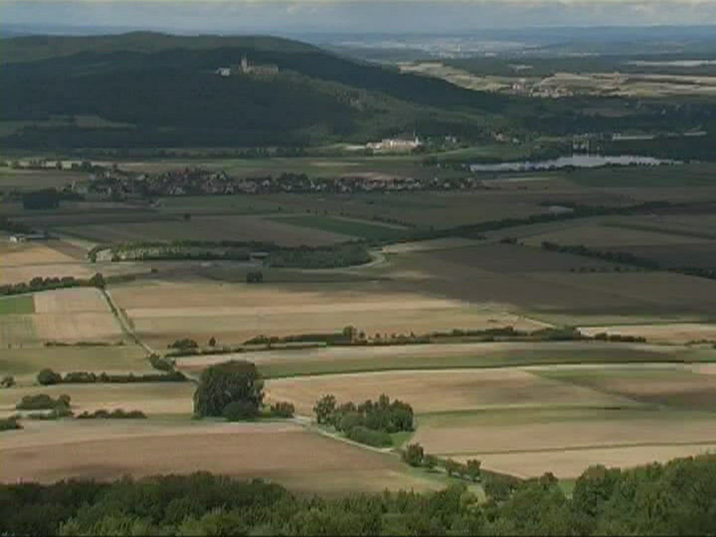 795943491 / Bad Staffelstein / Field / Upper Franconia / Germany
