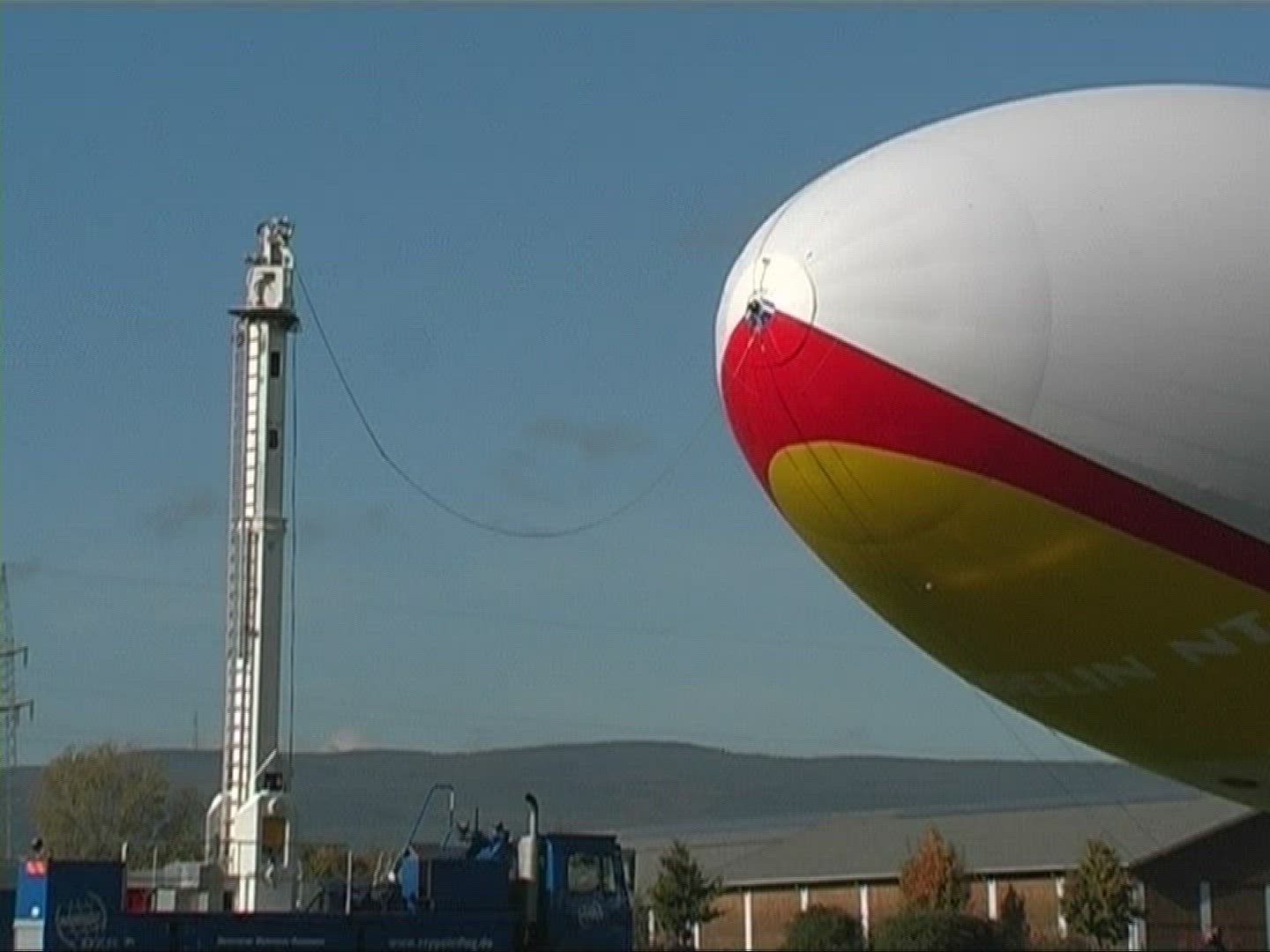 326830043 / Airship / Bad Homburg / Germany