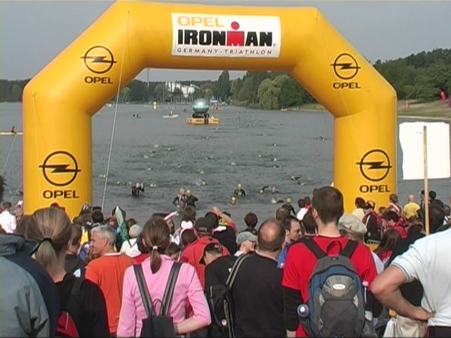 749369180 / Triathlon / Swimming / Germany