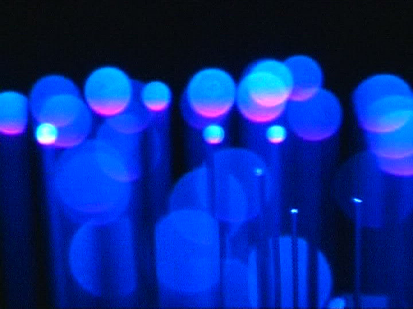 913244377 / Glass Fiber / Light Conductor / Blue
