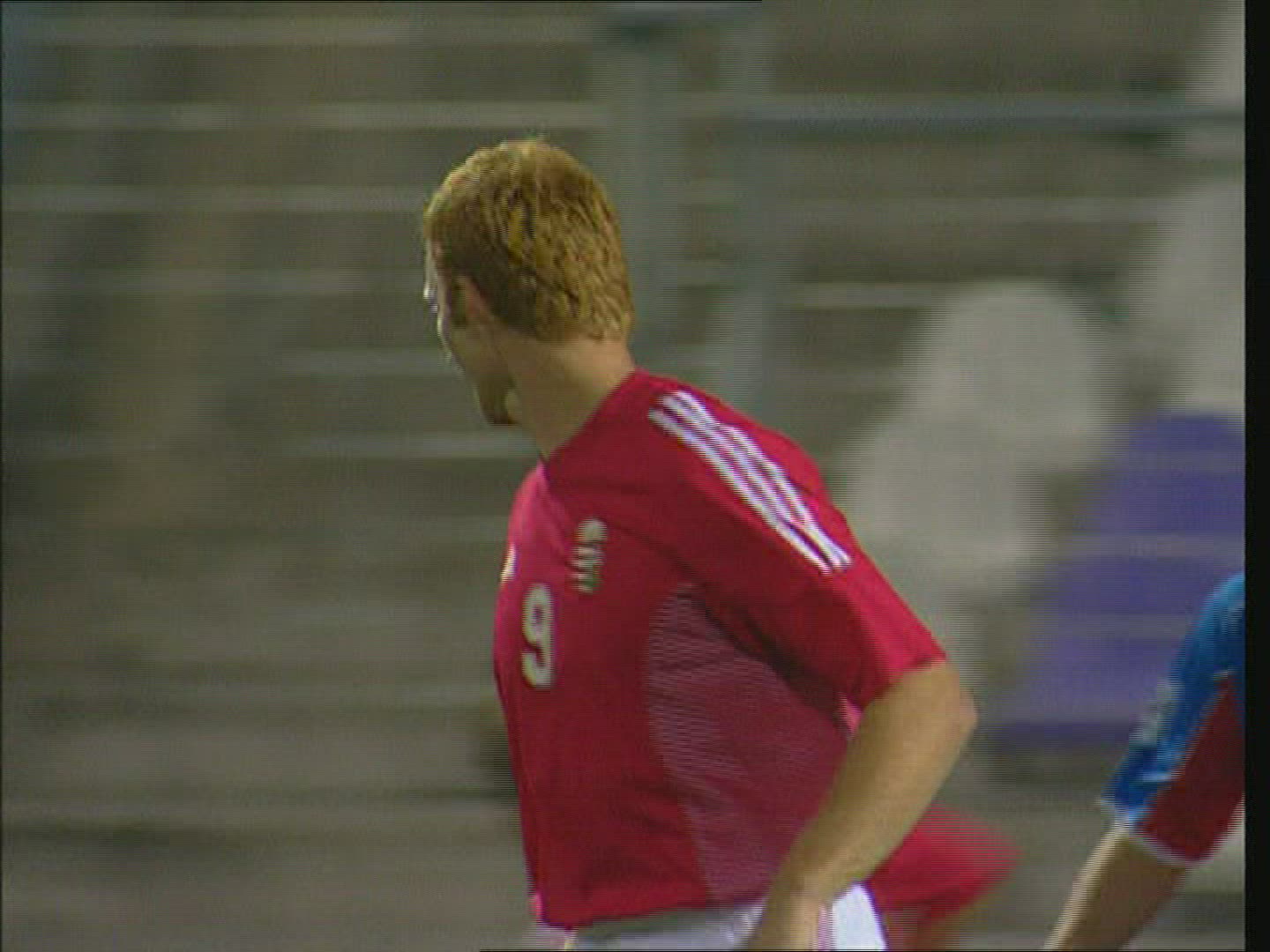 302221398 / World Cup Qualification 2006 / Football Player / Hungary-Iceland