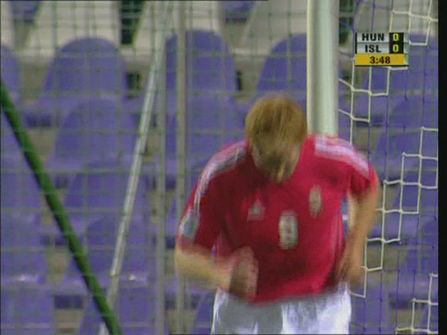 653050218 / World Cup Qualification 2006 / Football Player / Hungary-Iceland
