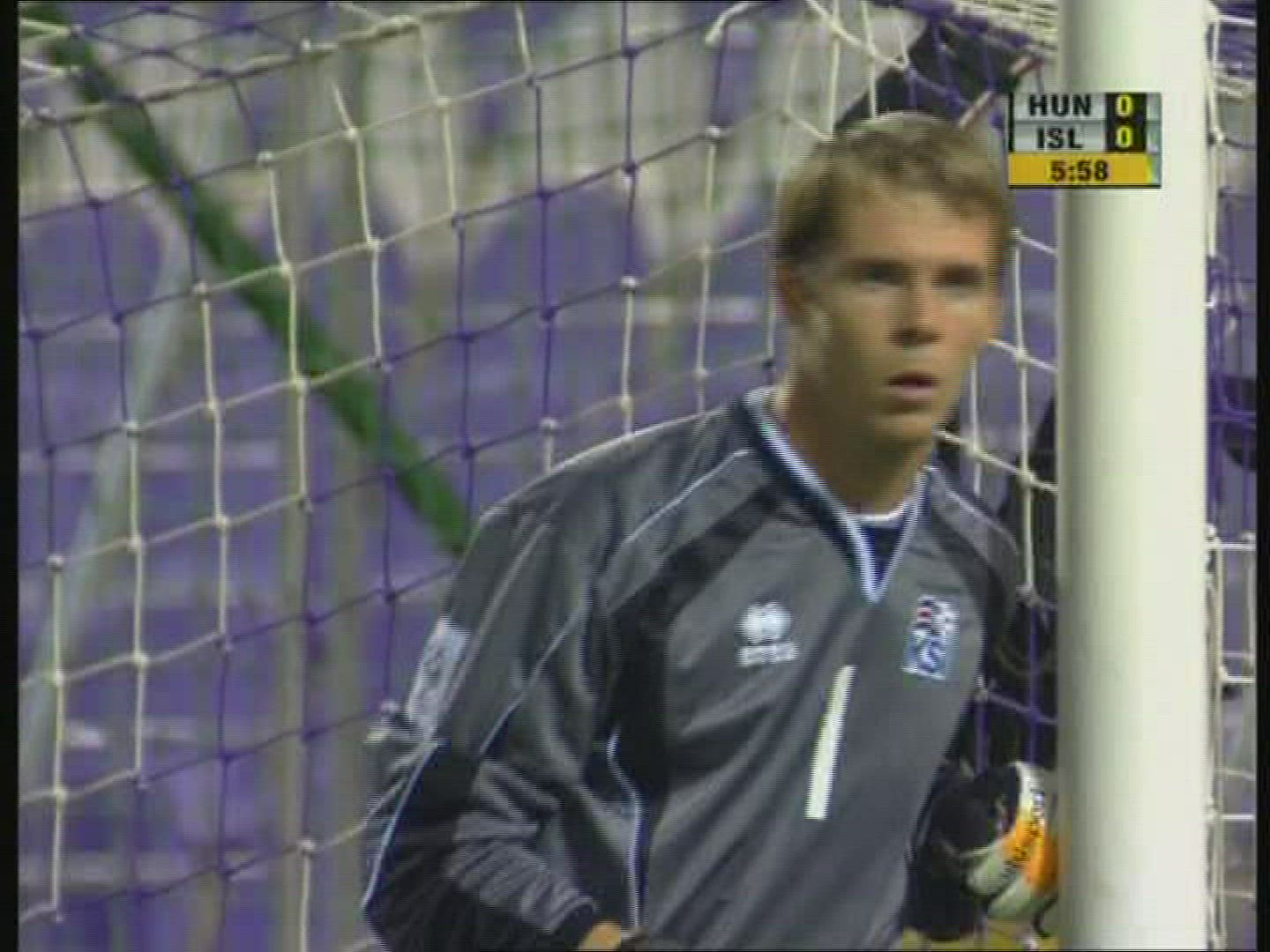 407431003 / World Cup Qualification 2006 / Football Player / Hungary-Iceland