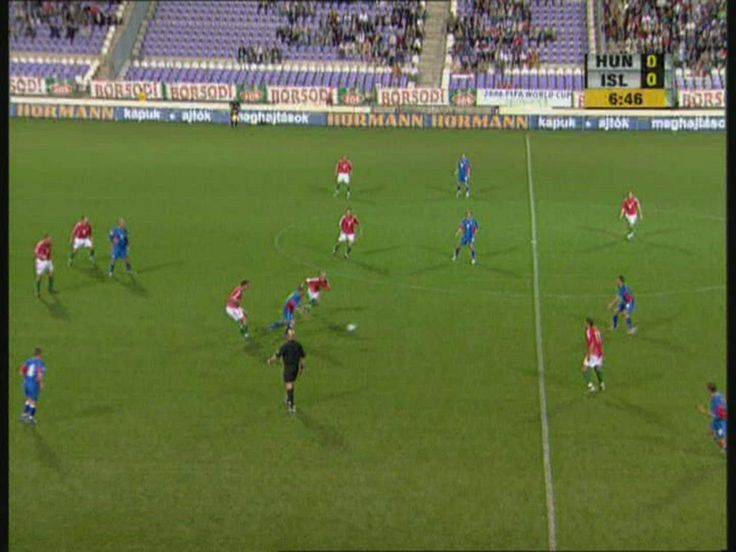 287261377 / World Cup Qualification 2006 / Move / Football / Hungary-Iceland