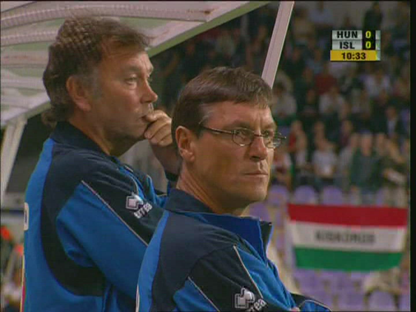 219315722 / World Cup Qualification 2006 / Coach / Football / Hungary-Iceland