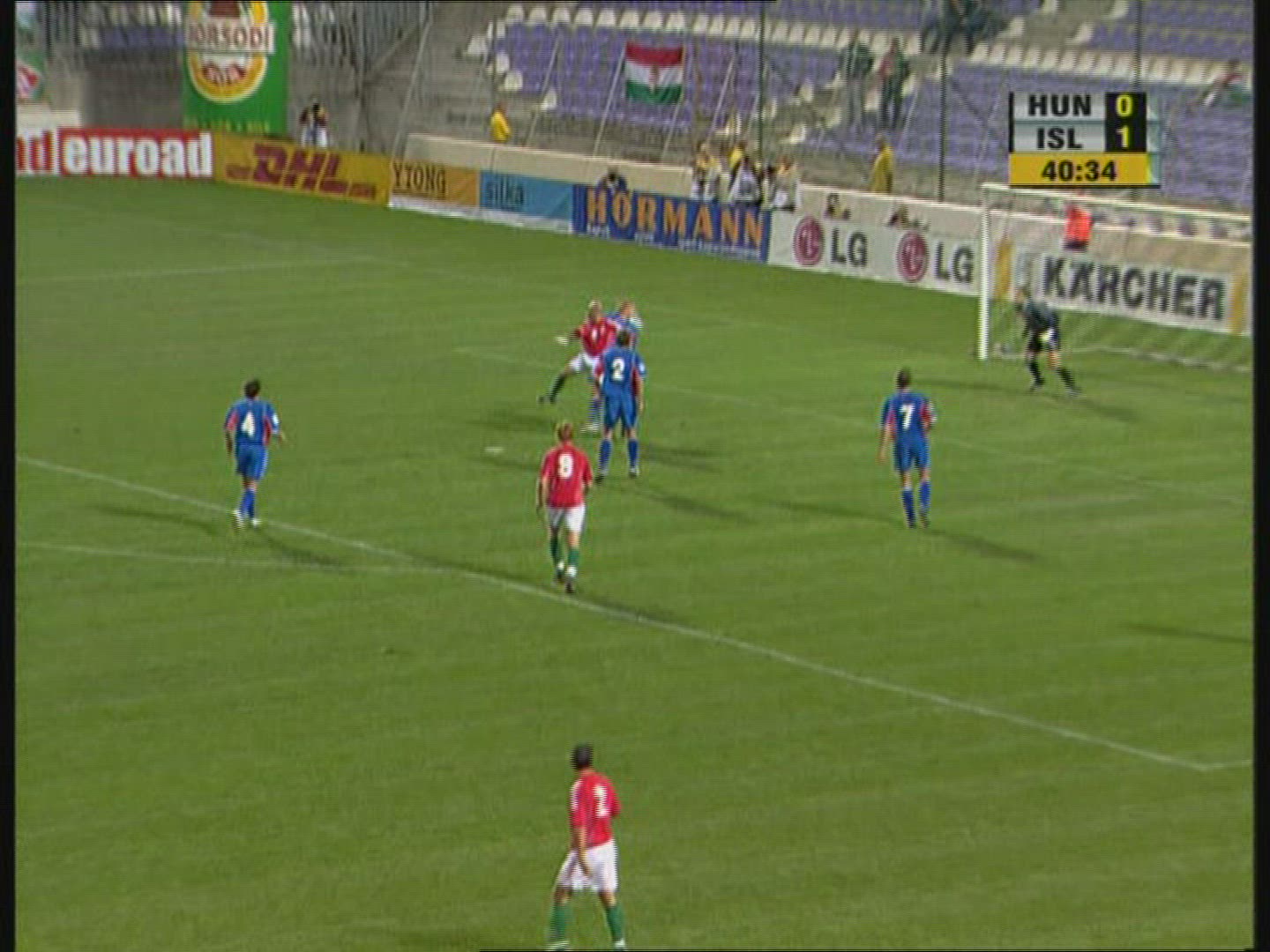 664600849 / World Cup Qualification 2006 / Move / Football / Hungary-Iceland
