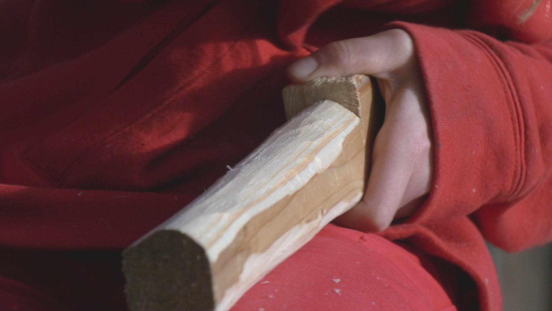 191701031 / Girl / Carving