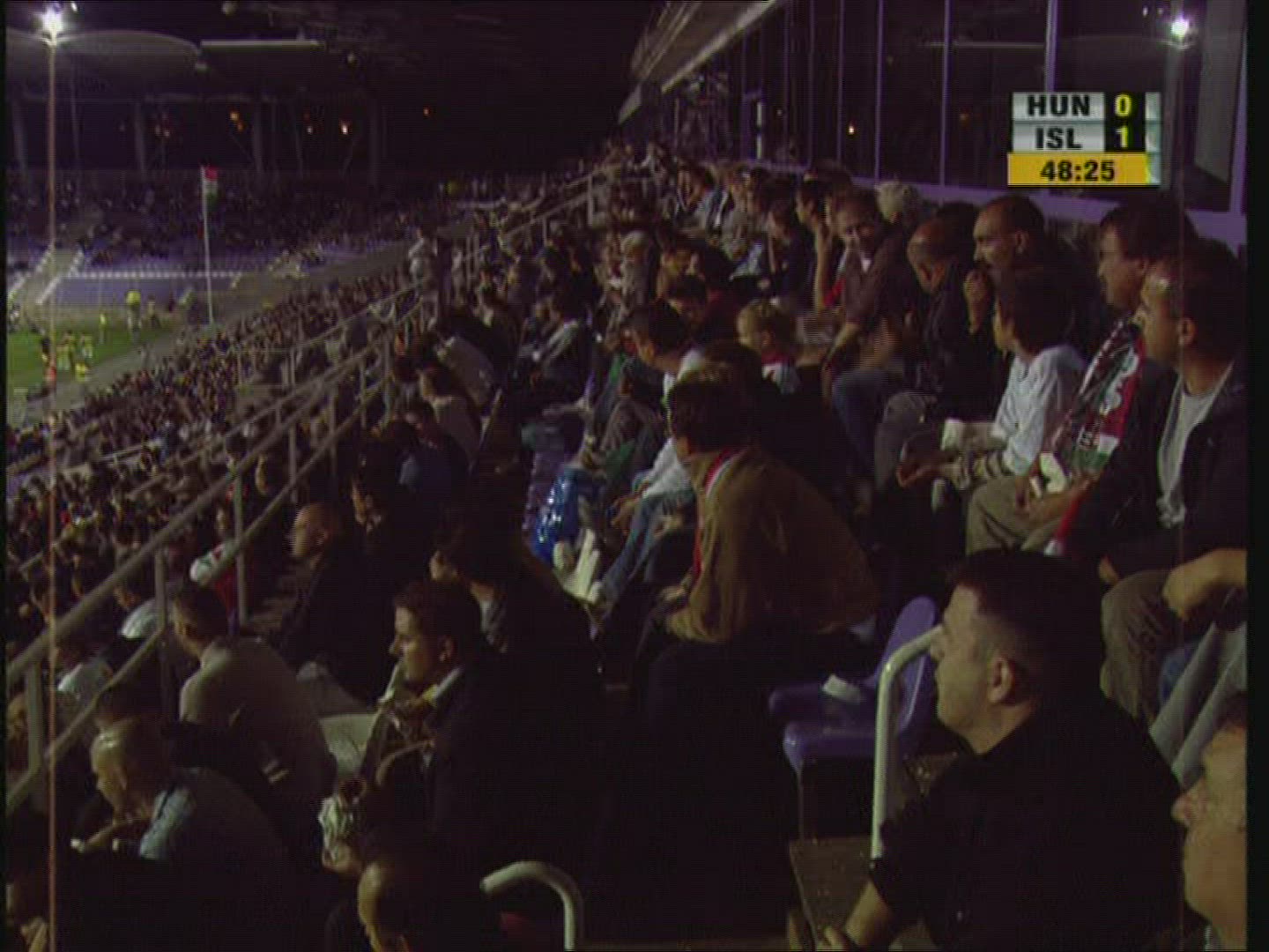 846912314 / World Cup Qualification 2006 / Audience / Football / Hungary-Iceland