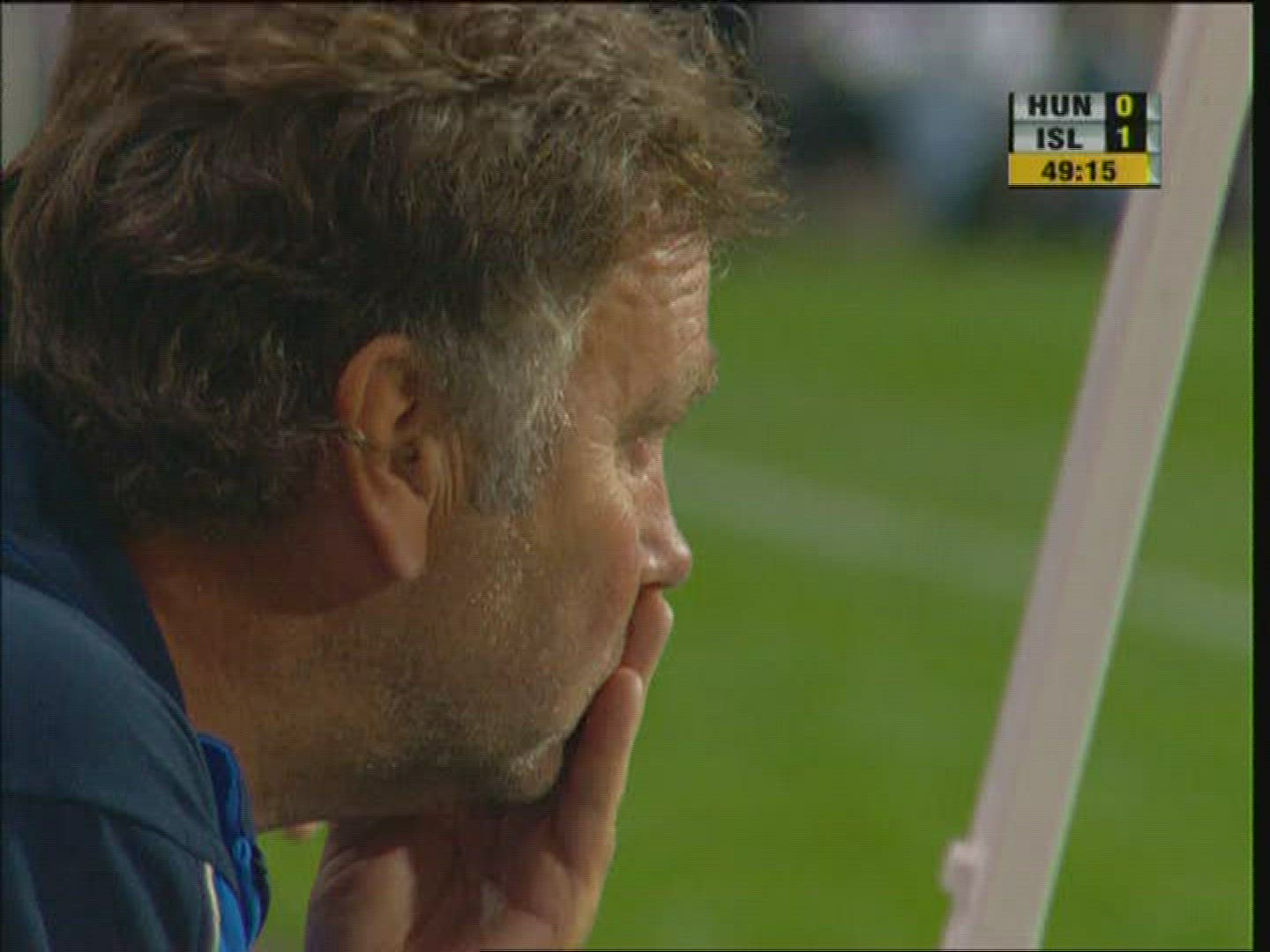 520923180 / World Cup Qualification 2006 / Coach / Football / Hungary-Iceland