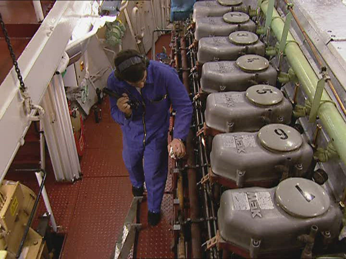 428034592 / Mechanic / Engine Room / Ship / England