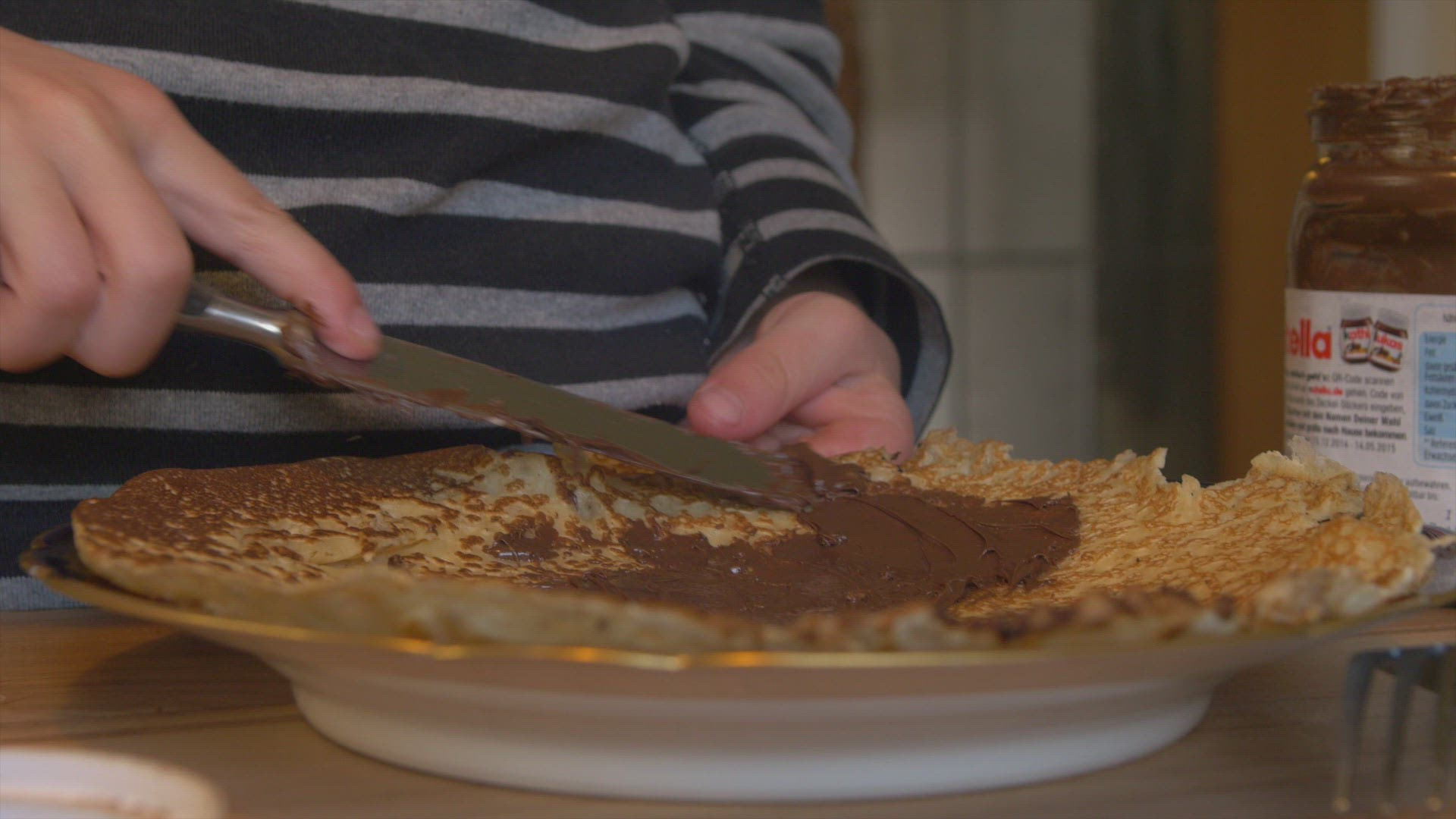 776316323 / Child / Eating / Pancake