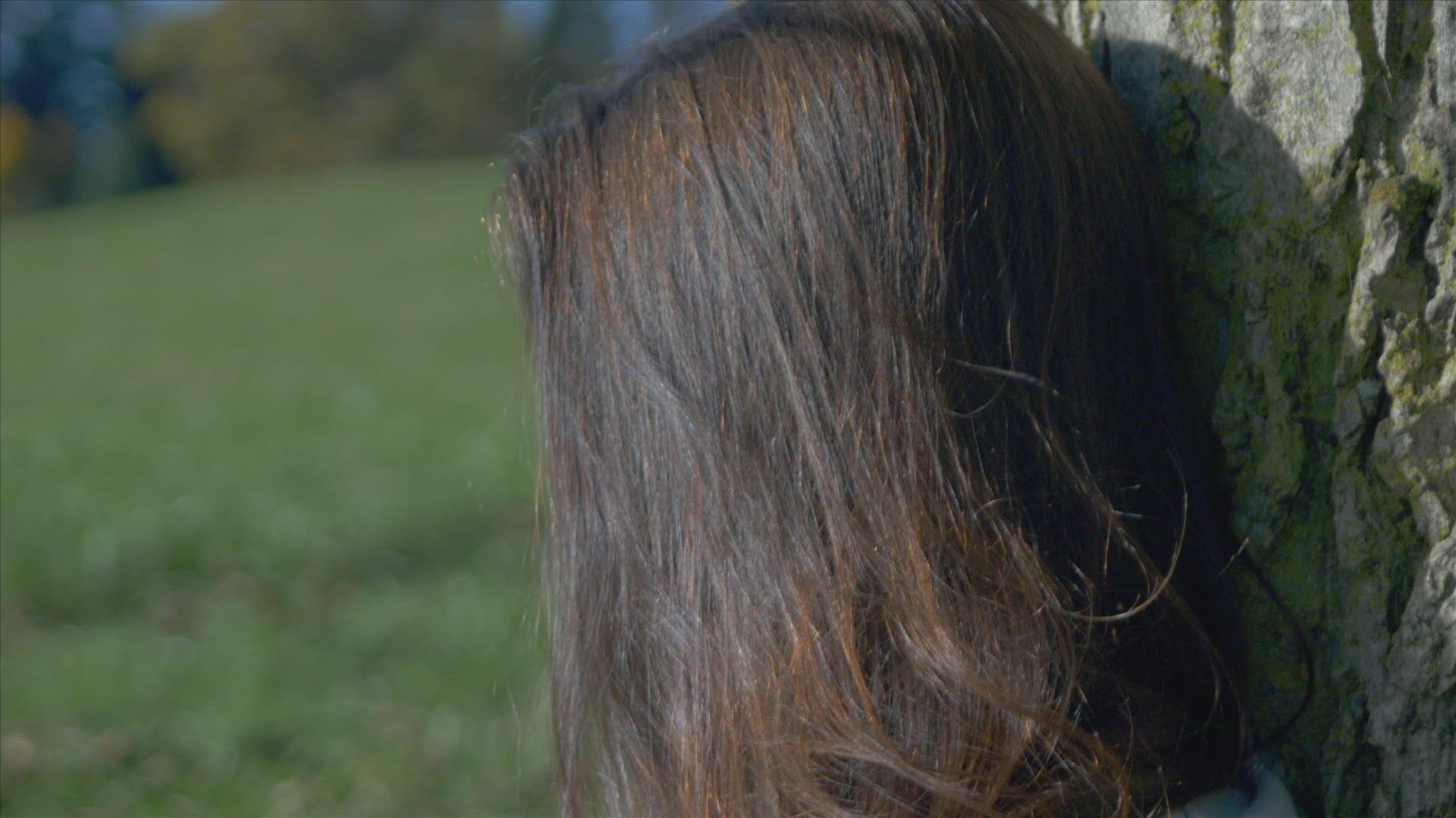 794744561 / Girl / Brown-Haired / Smiling